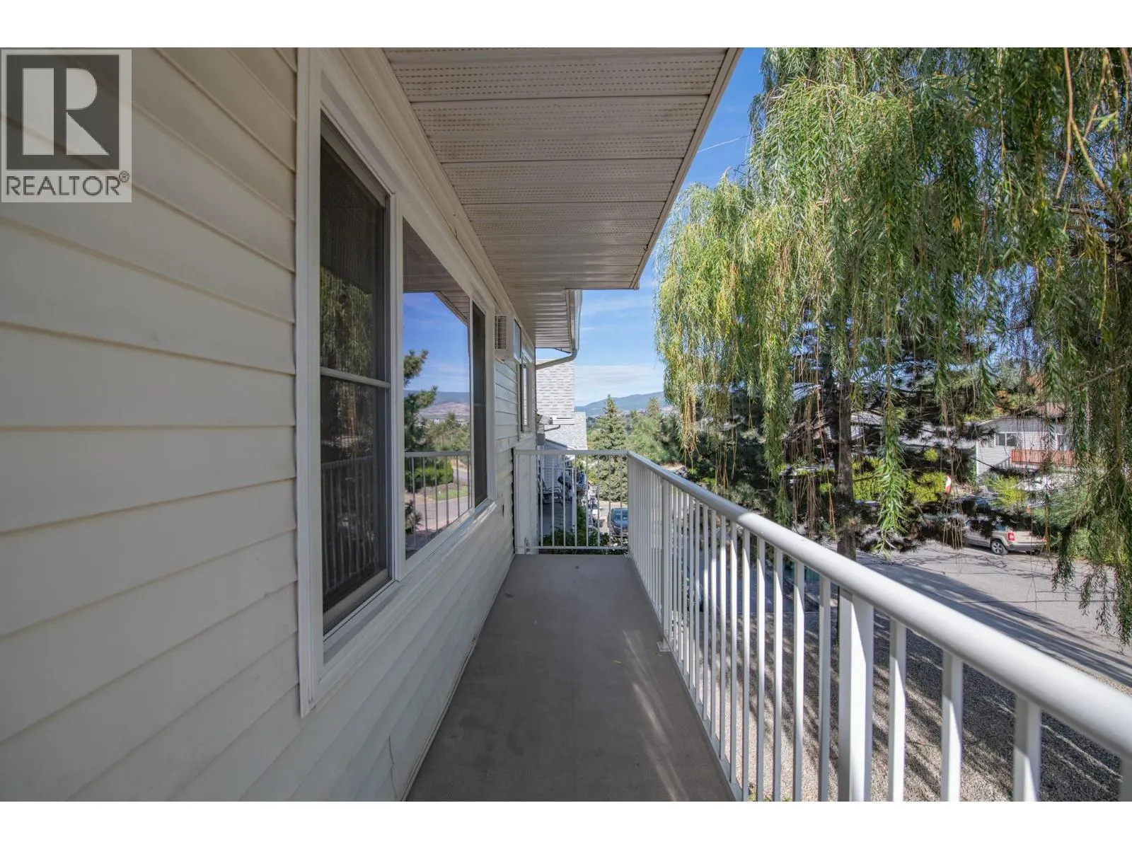 4305 Bellevue Drive Unit# 202