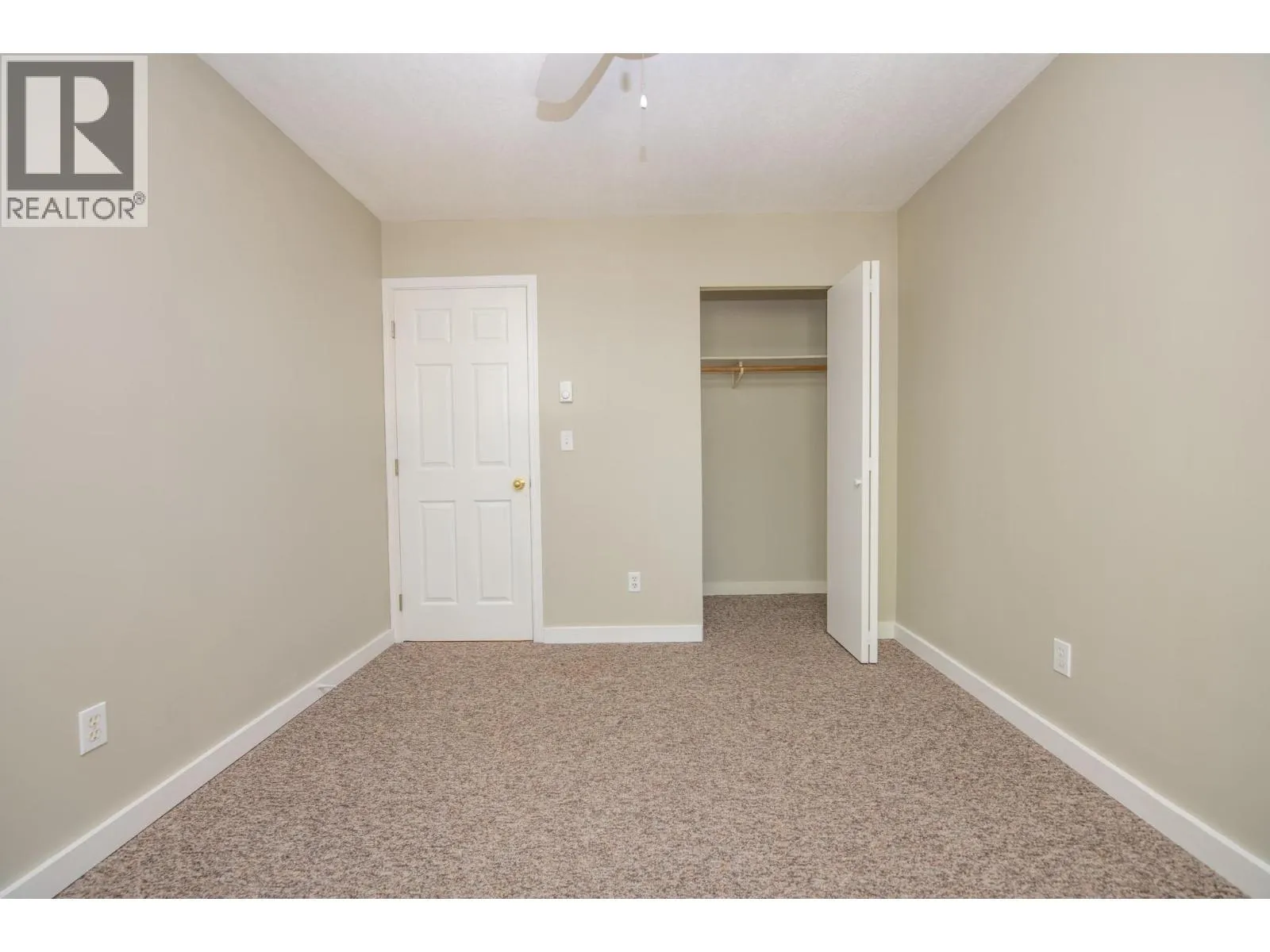 4305 Bellevue Drive Unit# 202