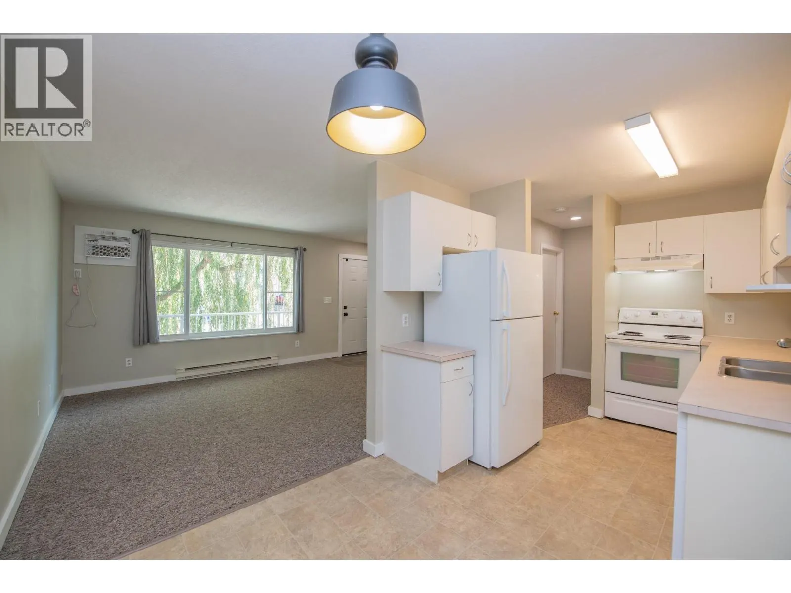 4305 Bellevue Drive Unit# 202