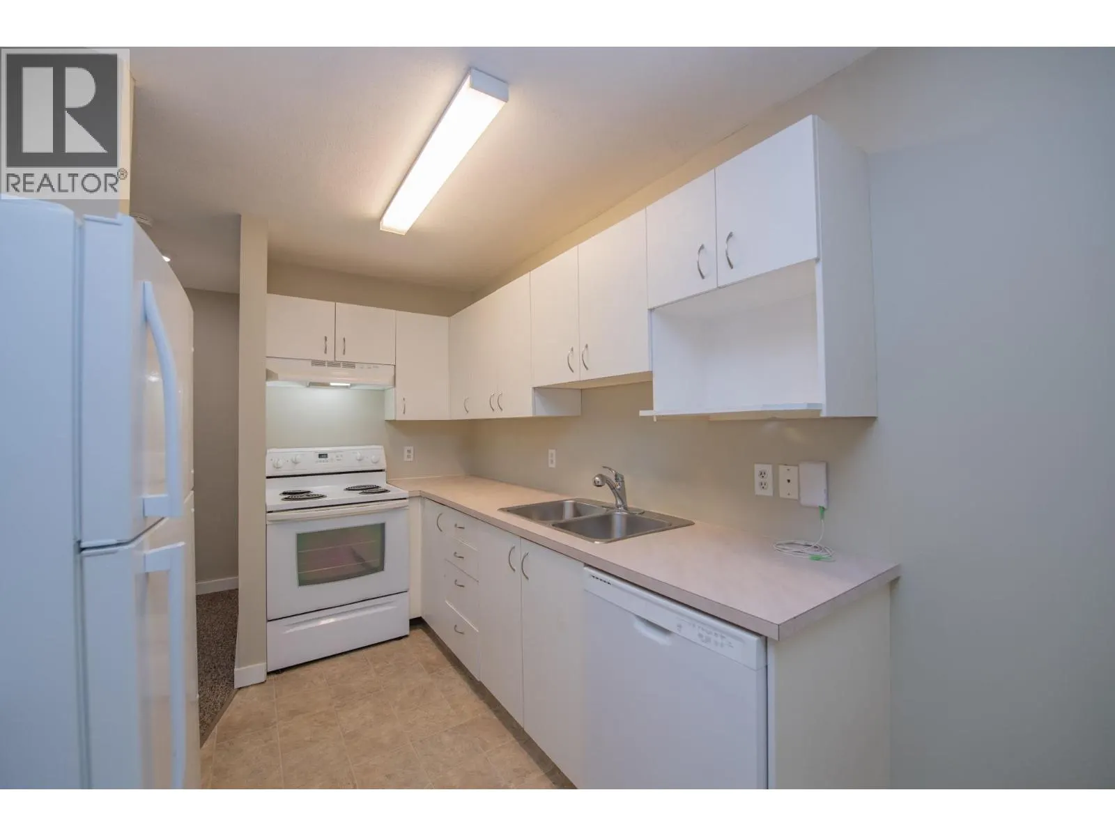 4305 Bellevue Drive Unit# 202