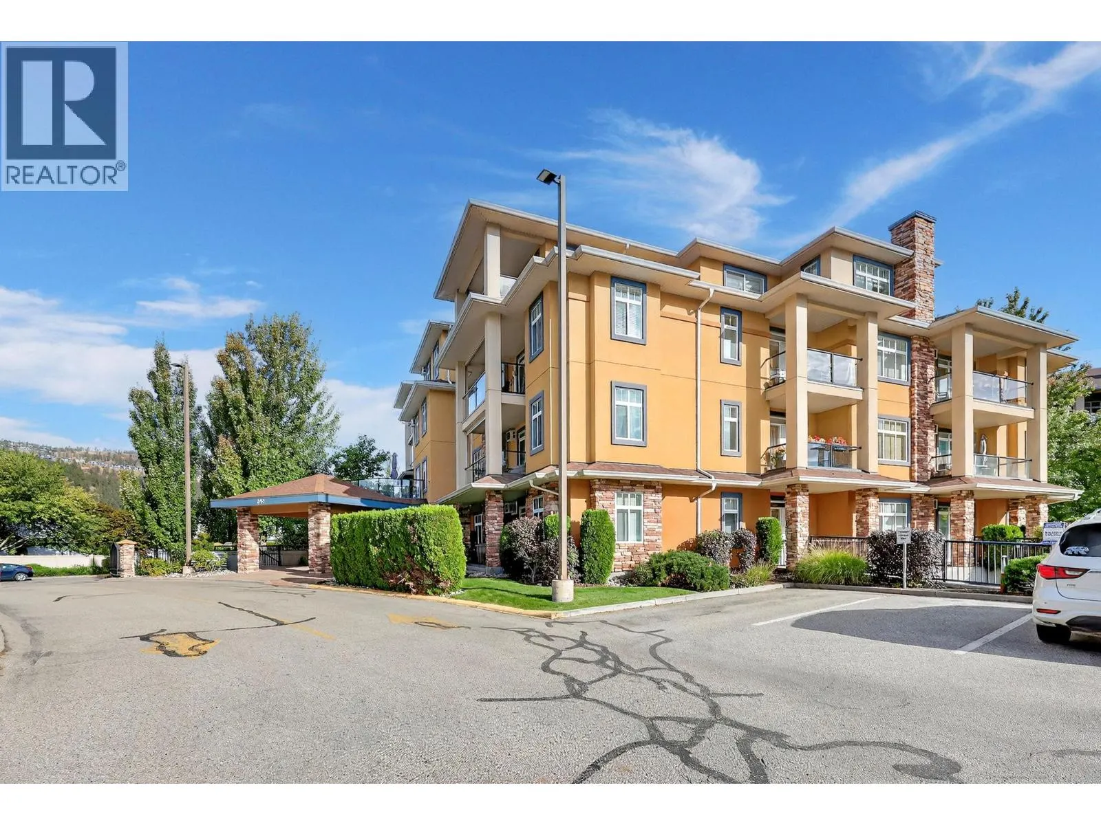 305 Whitman Road Unit# 102