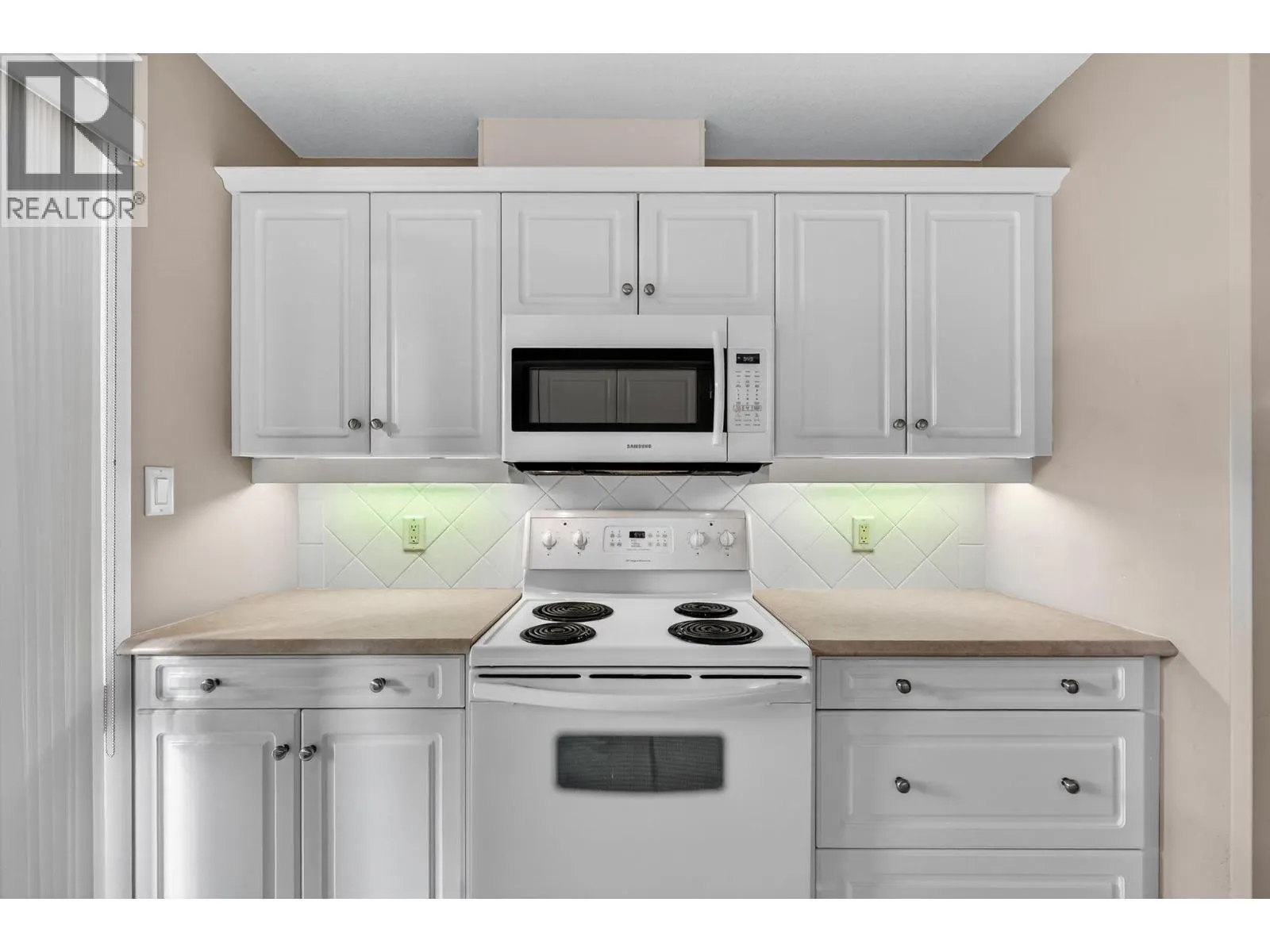 305 Whitman Road Unit# 102