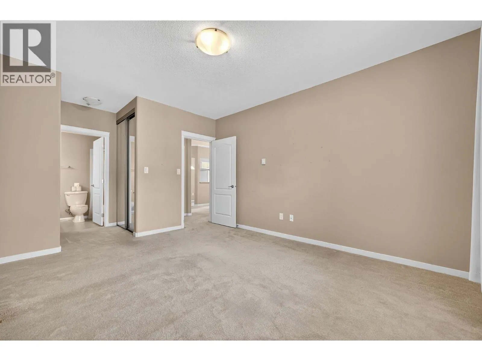 305 Whitman Road Unit# 102