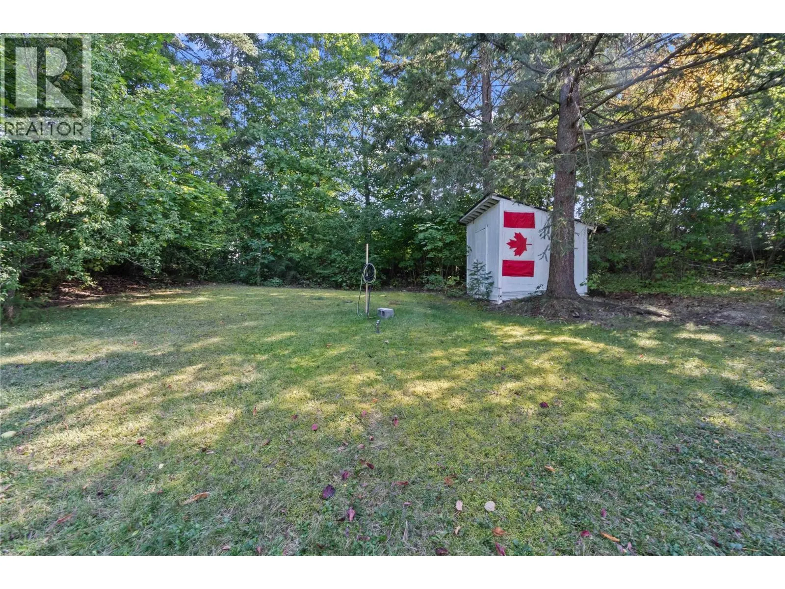 1430 Lakeshore Road NE