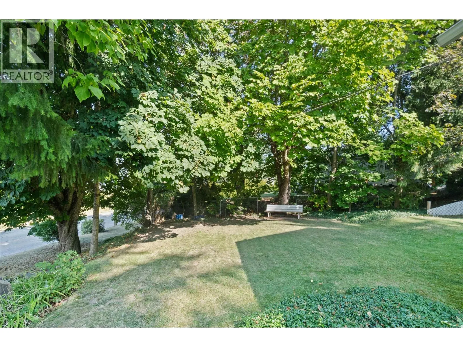 1430 Lakeshore Road NE