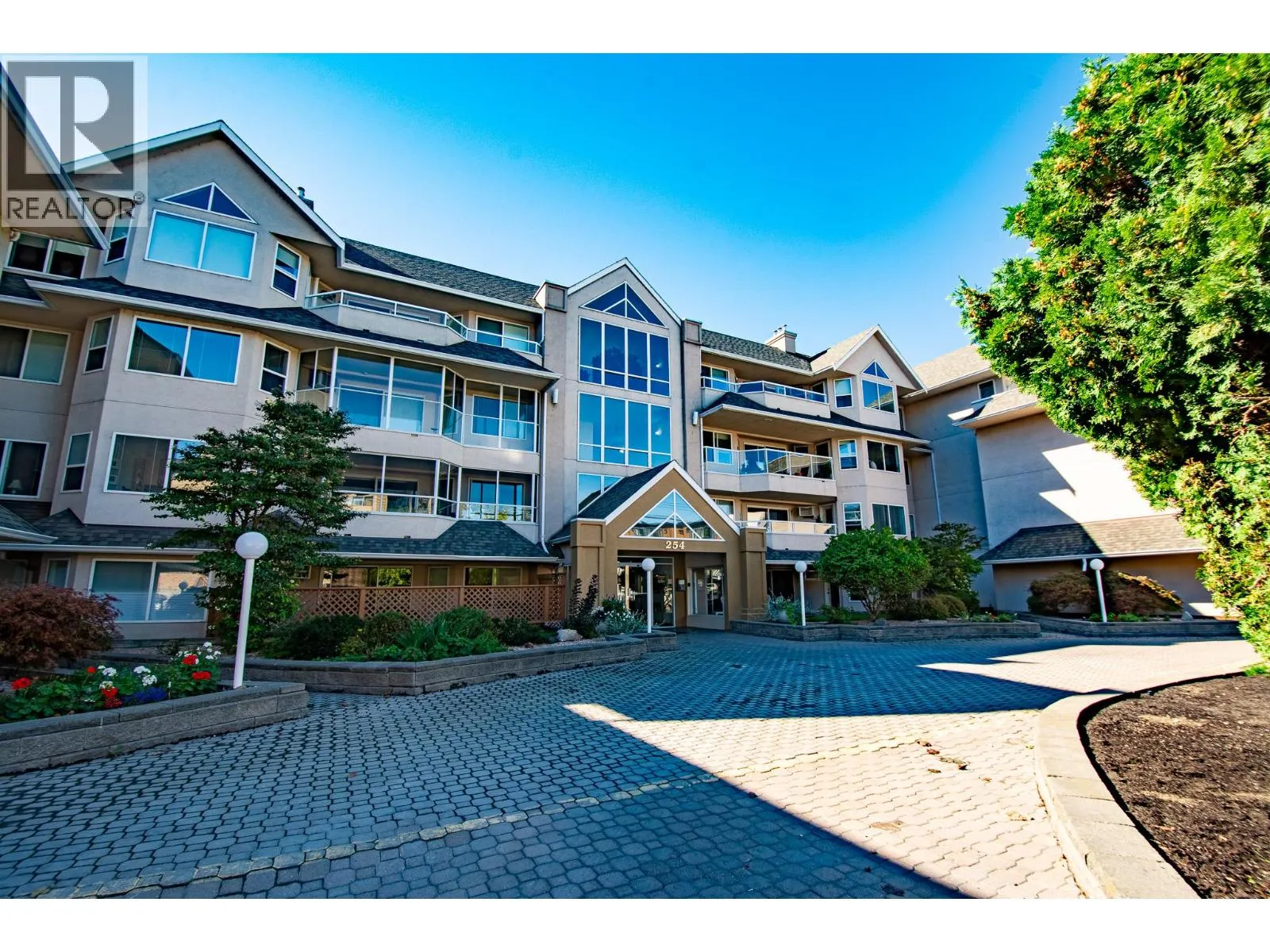 254 Scott Avenue Unit# 306
