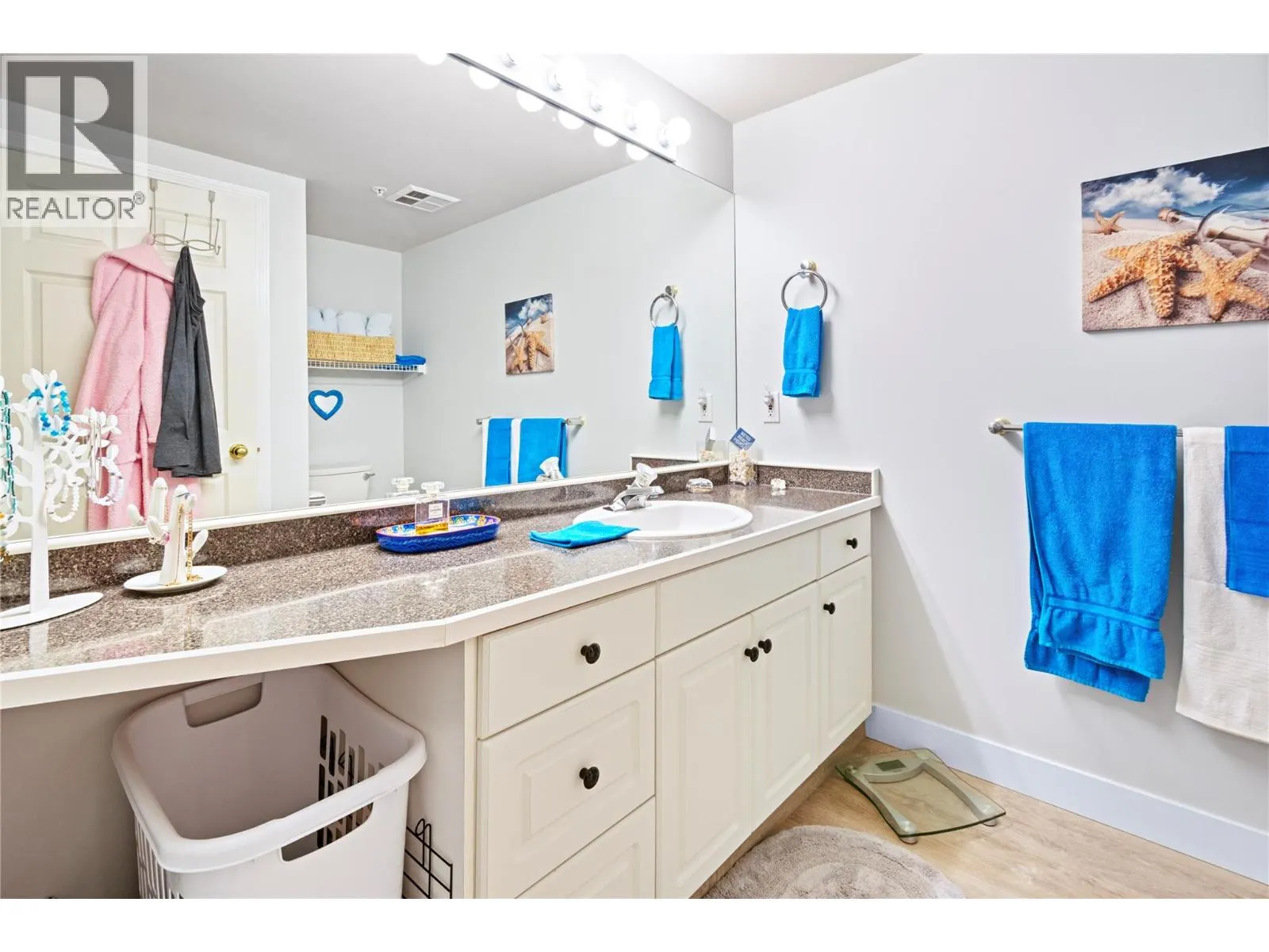 254 Scott Avenue Unit# 306
