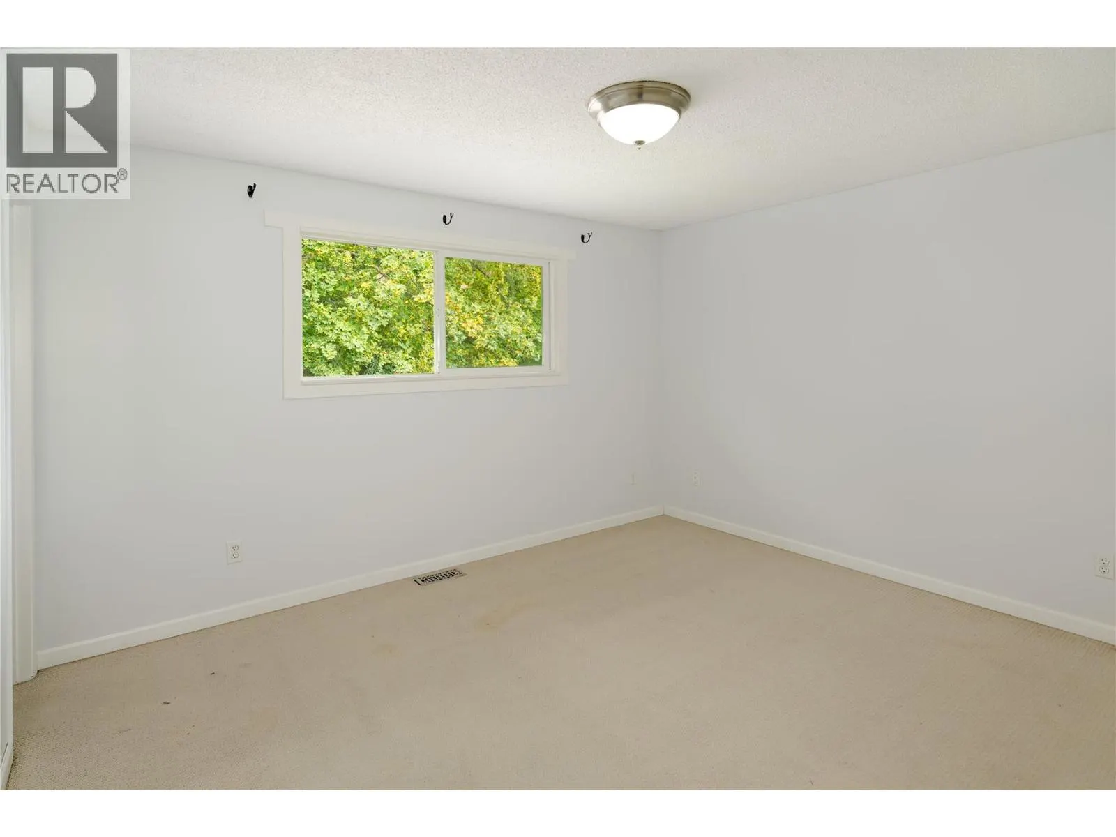 225 JUPITER Court