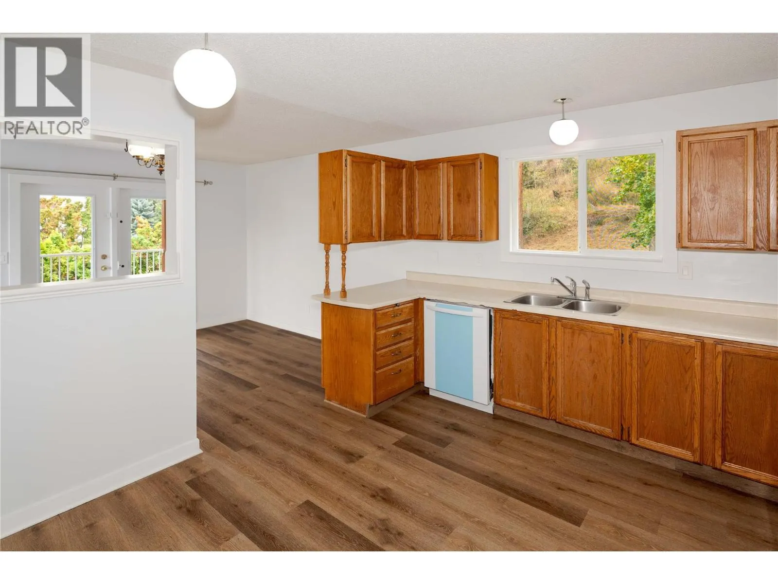 225 JUPITER Court