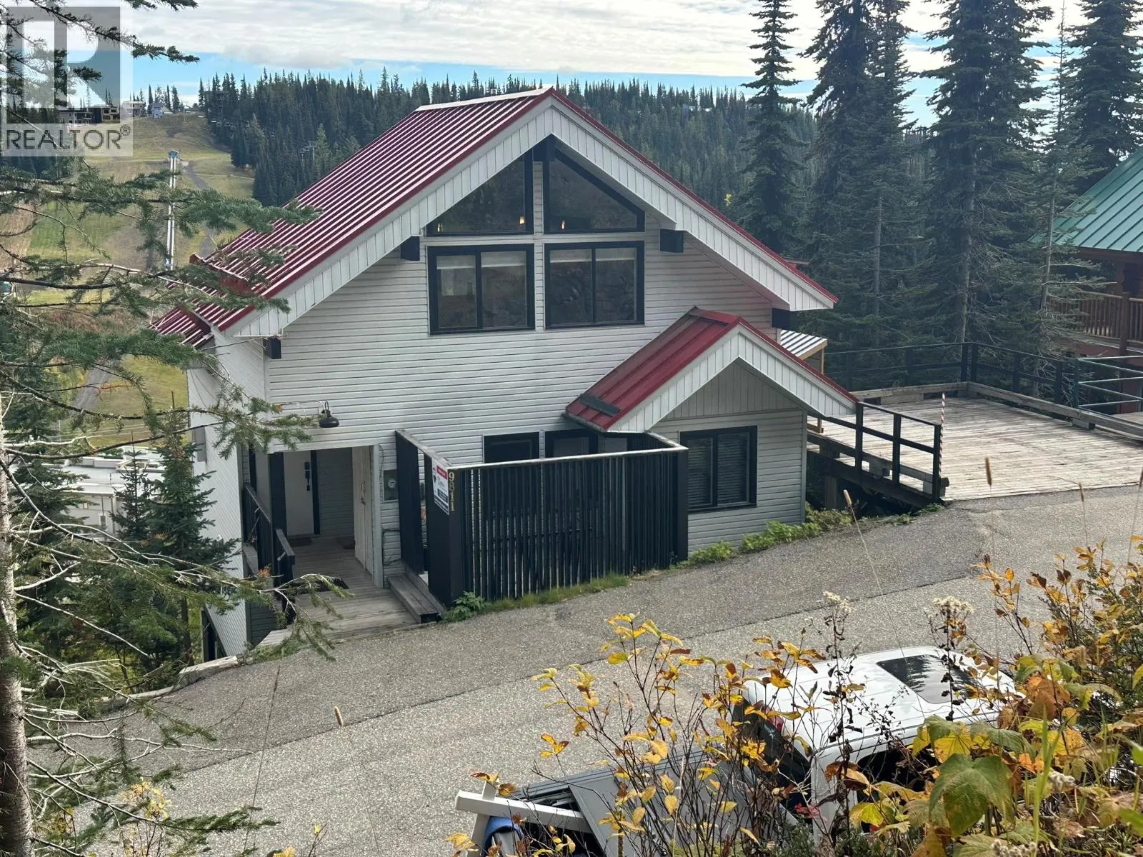 9811 Silver Star Road