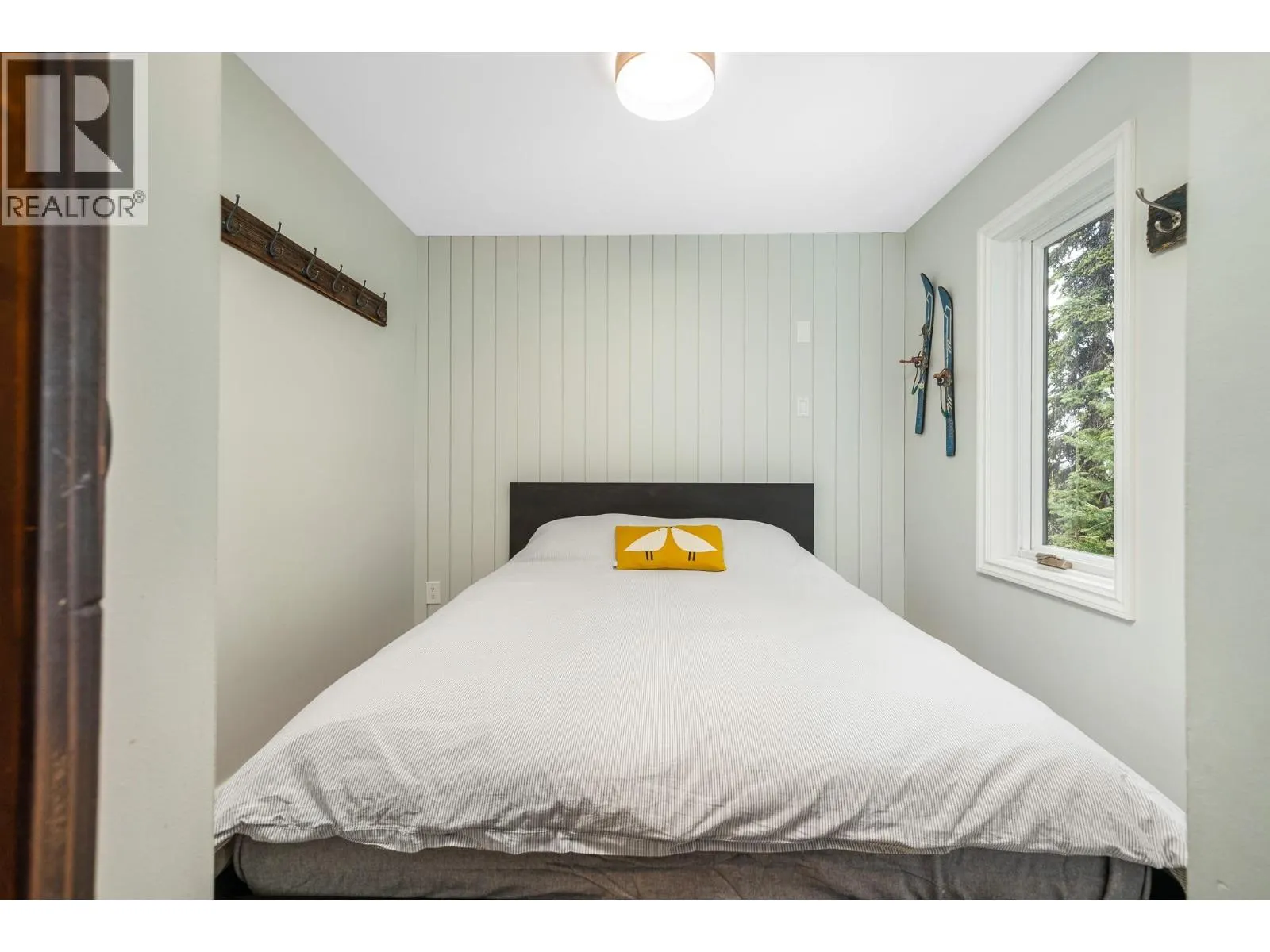 9811 Silver Star Road