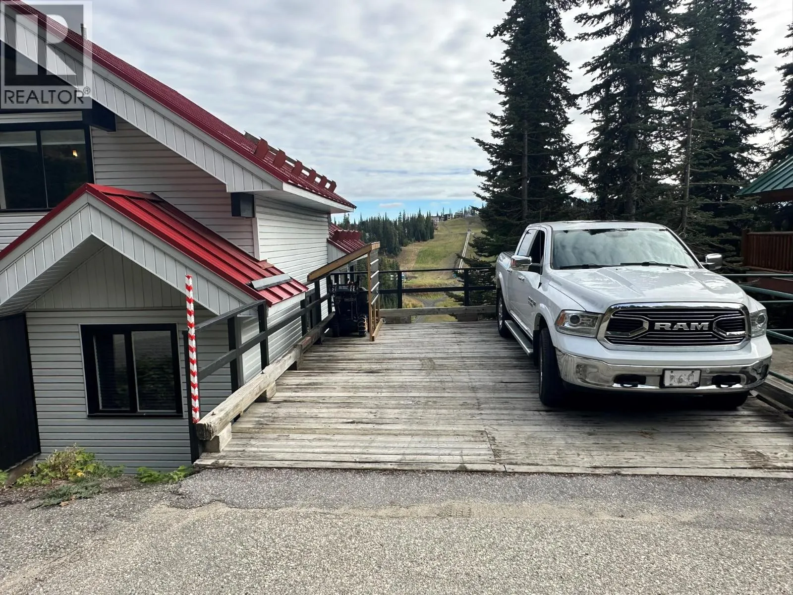 9811 Silver Star Road