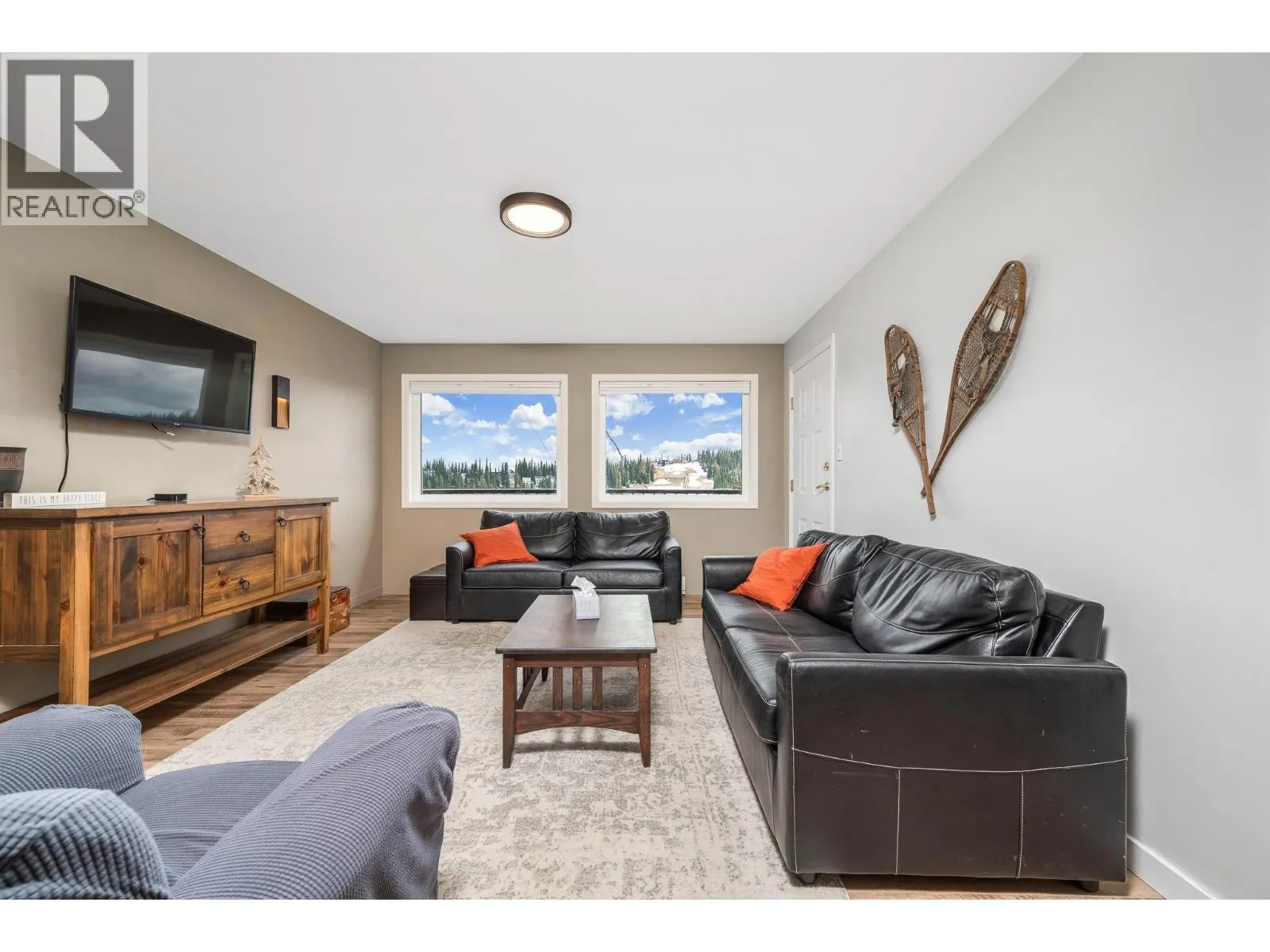 9811 Silver Star Road