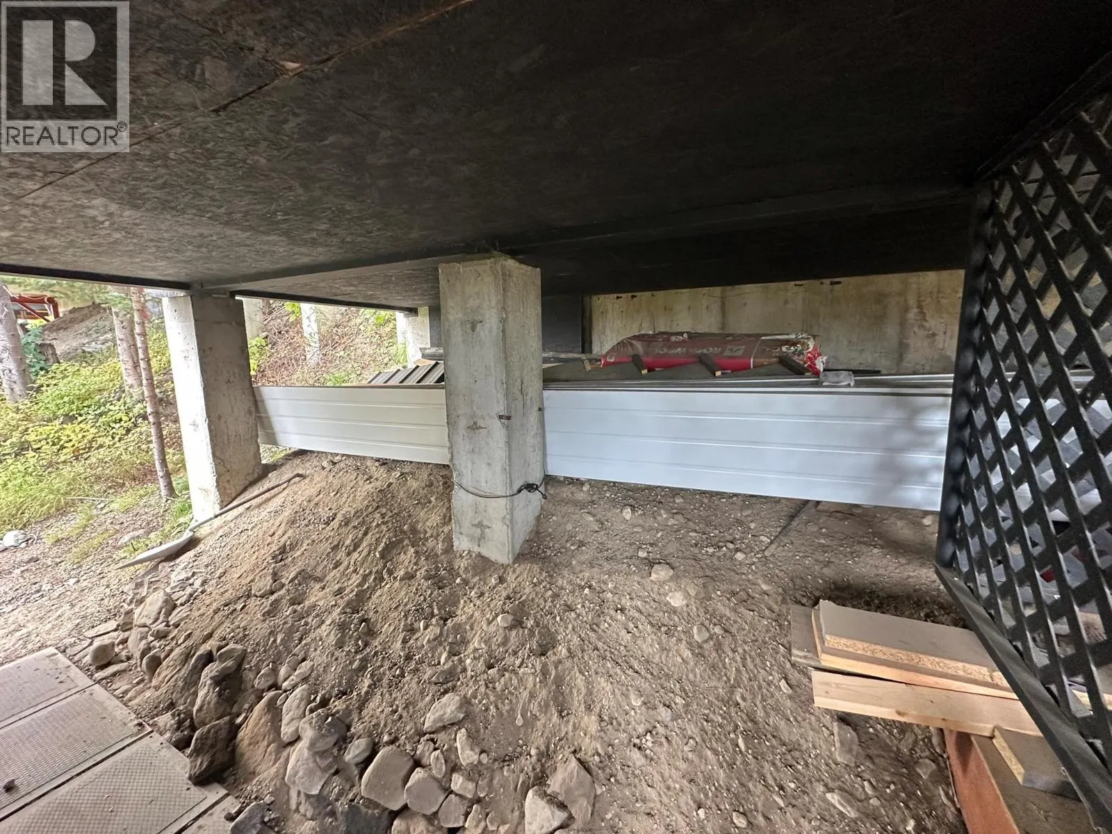 9811 Silver Star Road