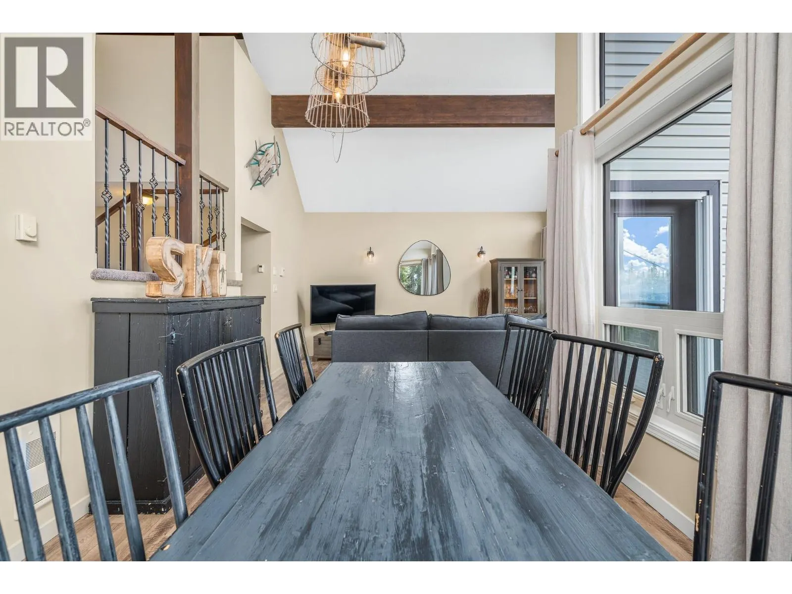 9811 Silver Star Road