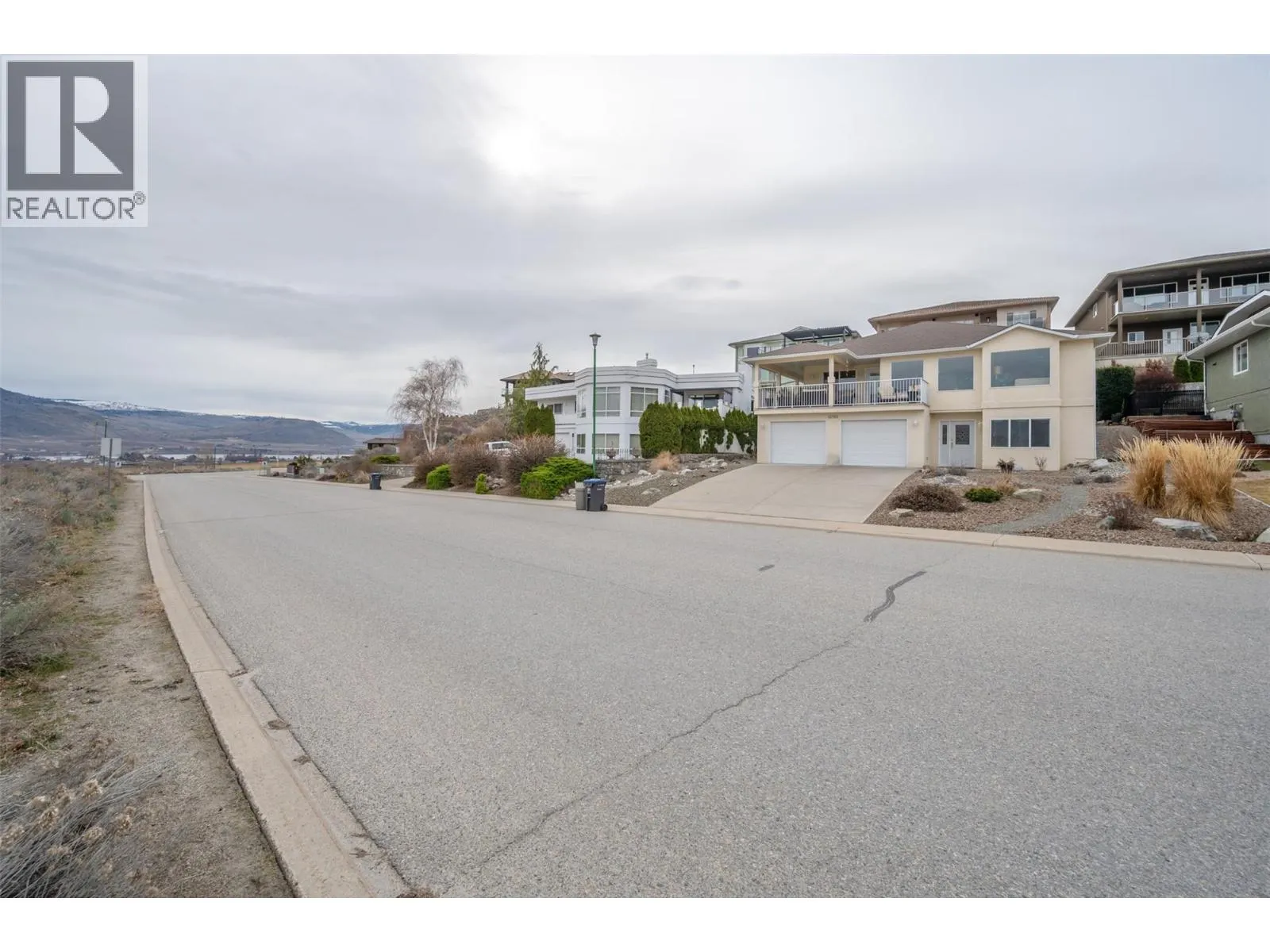 11702 GOLF COURSE Drive