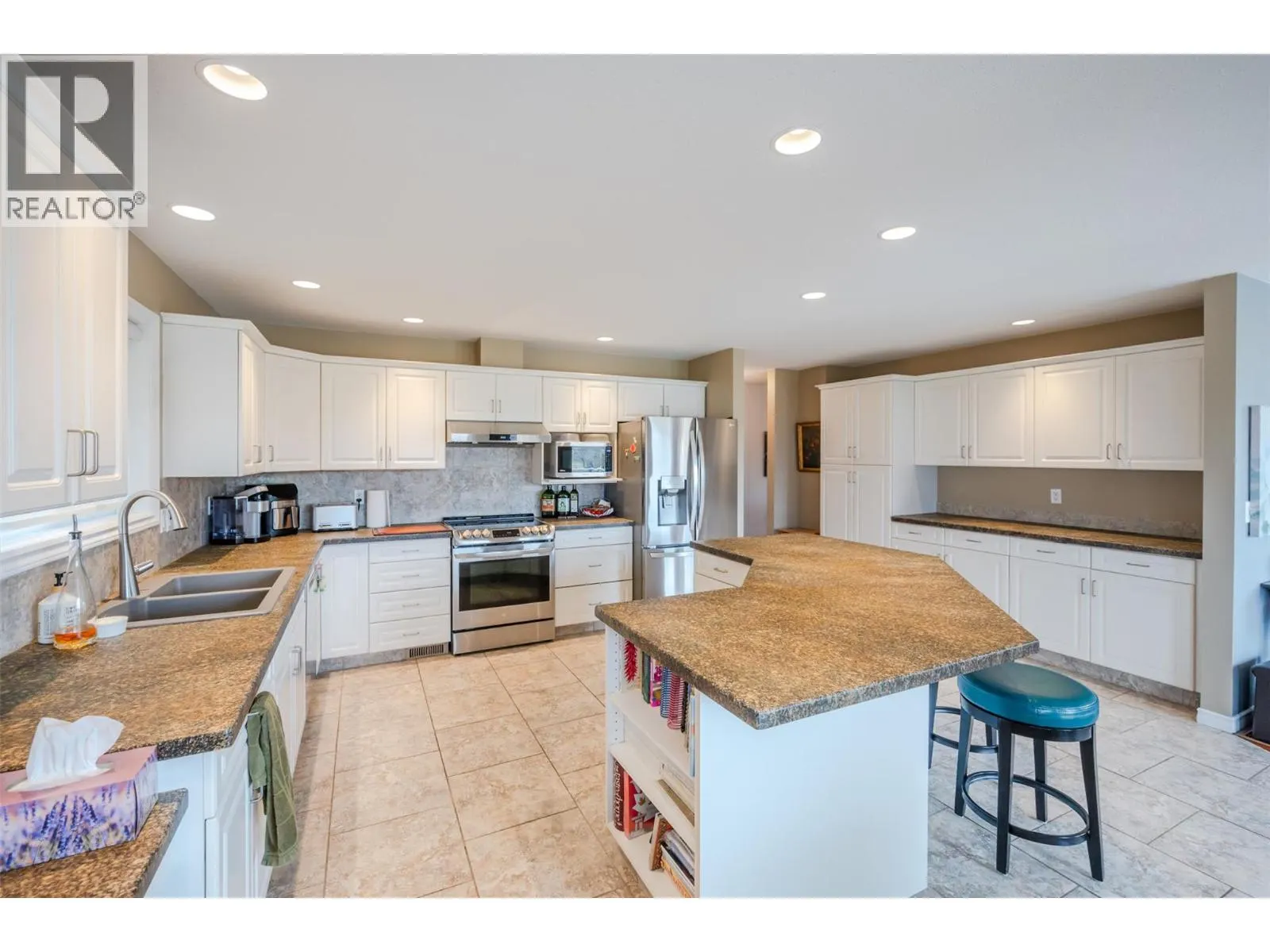 11702 GOLF COURSE Drive