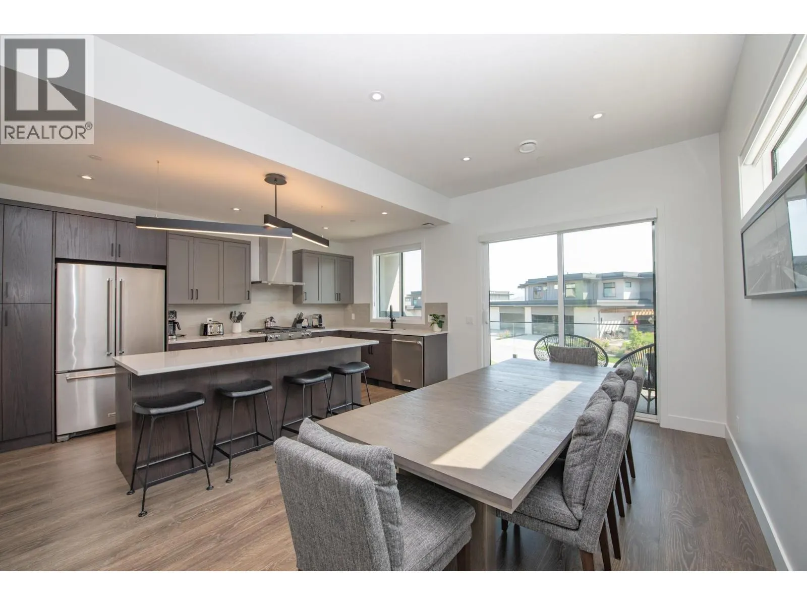 105 Predator Ridge Drive Unit# 4