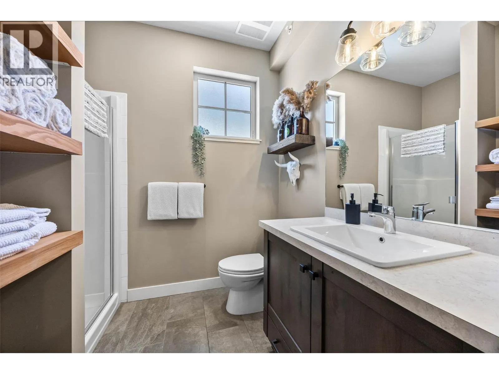 5025 Valley Drive Unit# 14