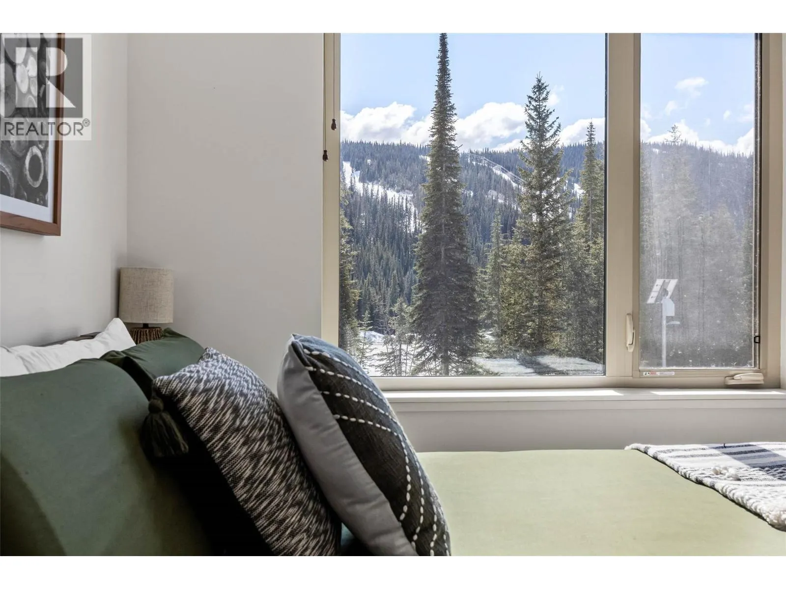 5025 Valley Drive Unit# 14