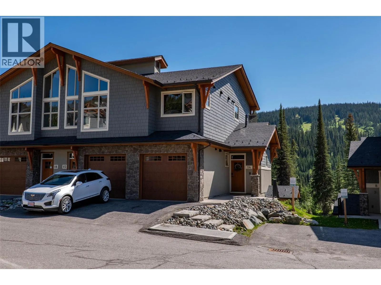 5025 Valley Drive Unit# 14