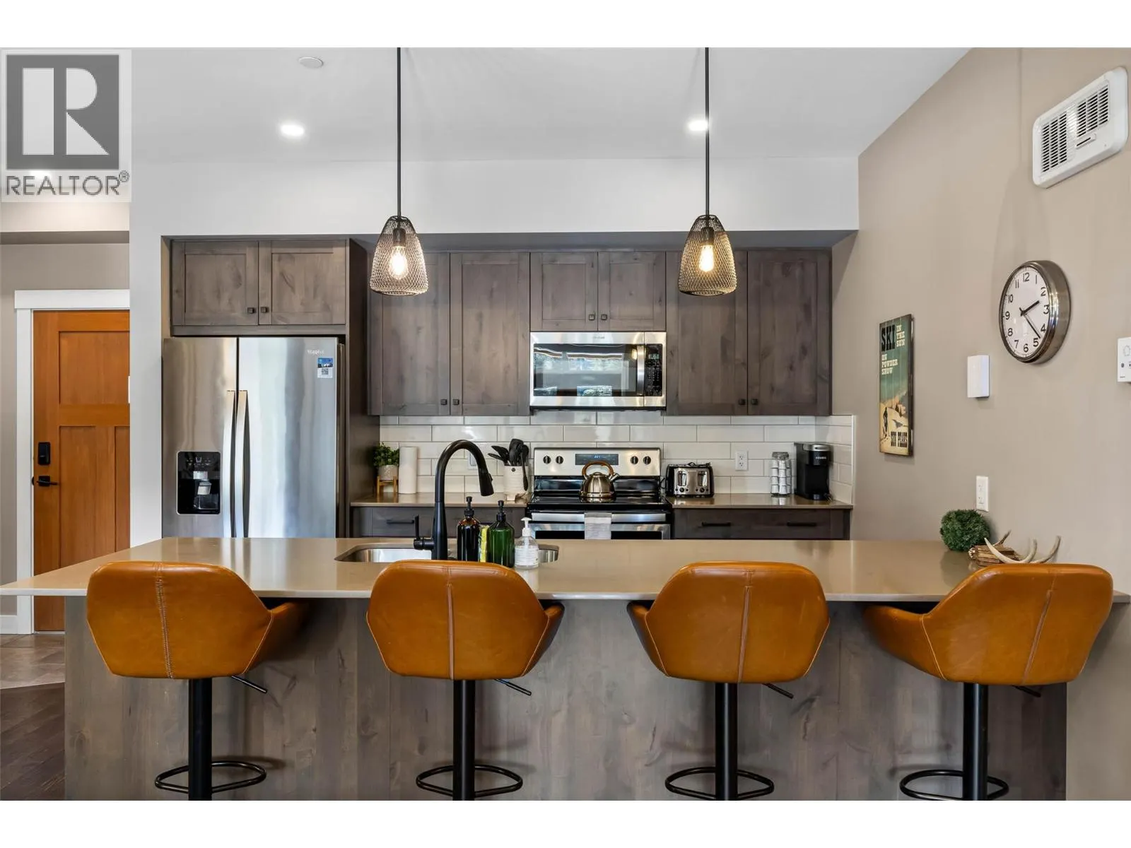 5025 Valley Drive Unit# 14
