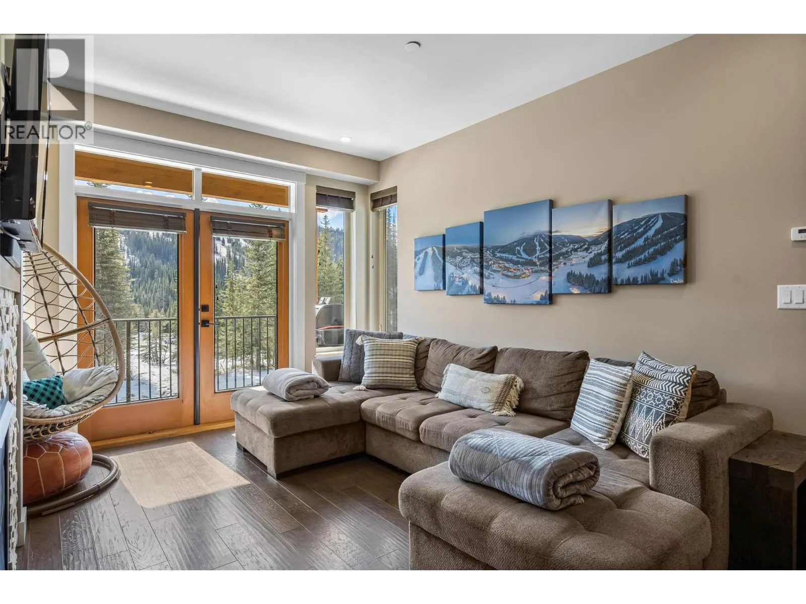 5025 Valley Drive Unit# 14