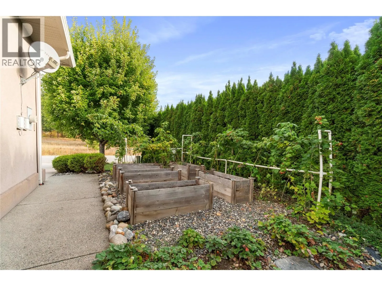 2706 Golf Course Drive