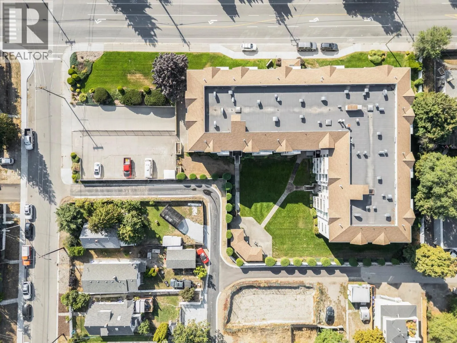 3805 30 Avenue Unit# 205