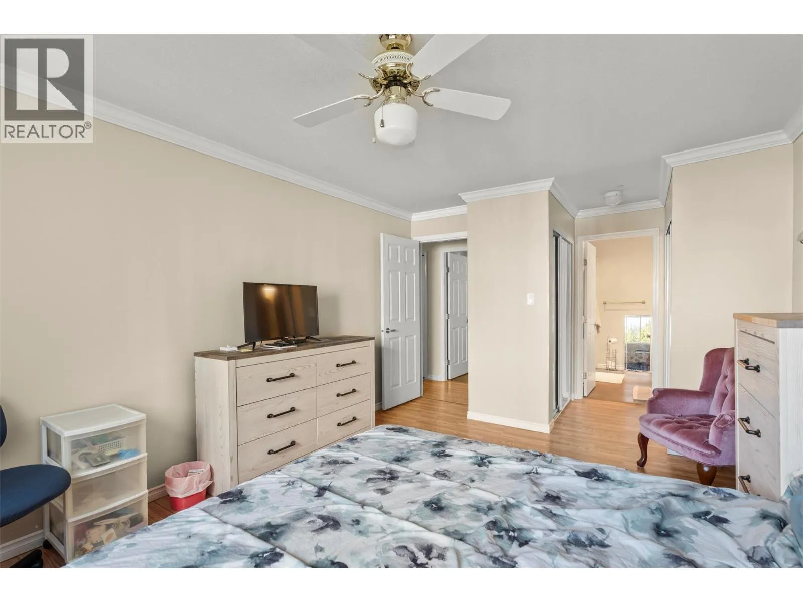 3805 30 Avenue Unit# 205