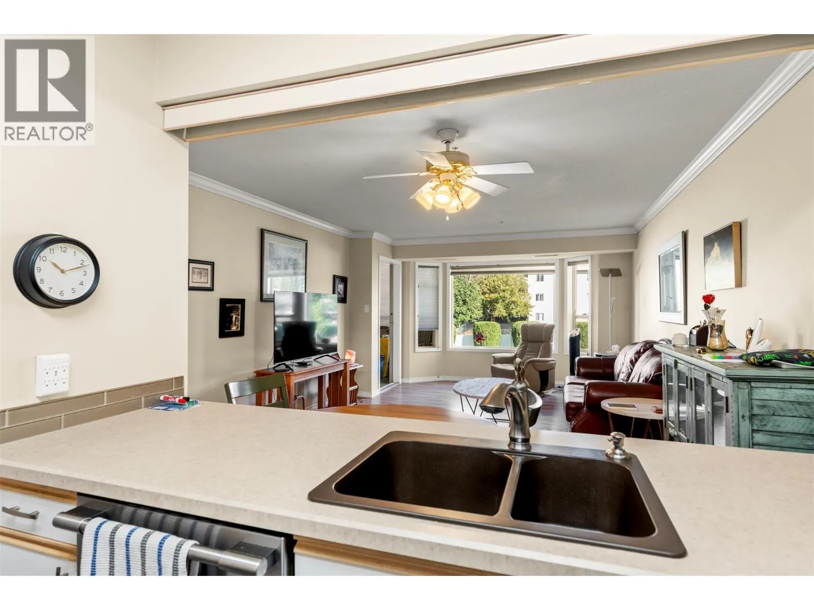 3805 30 Avenue Unit# 205