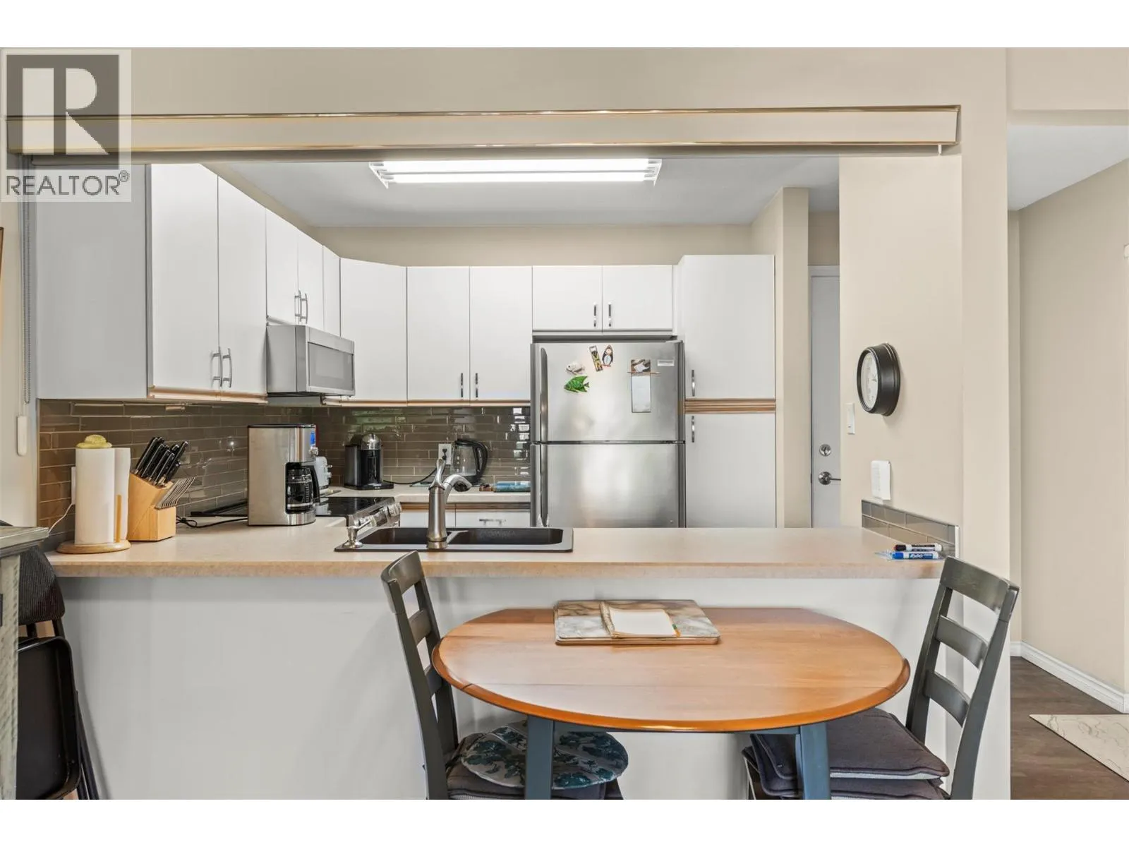 3805 30 Avenue Unit# 205