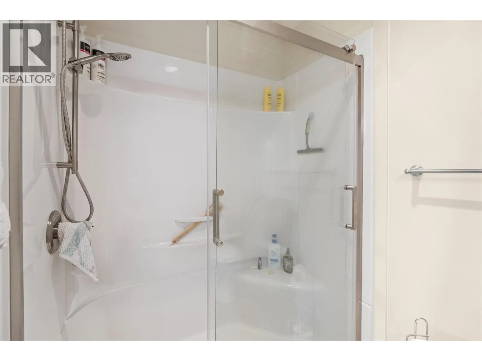 3805 30 Avenue Unit# 205