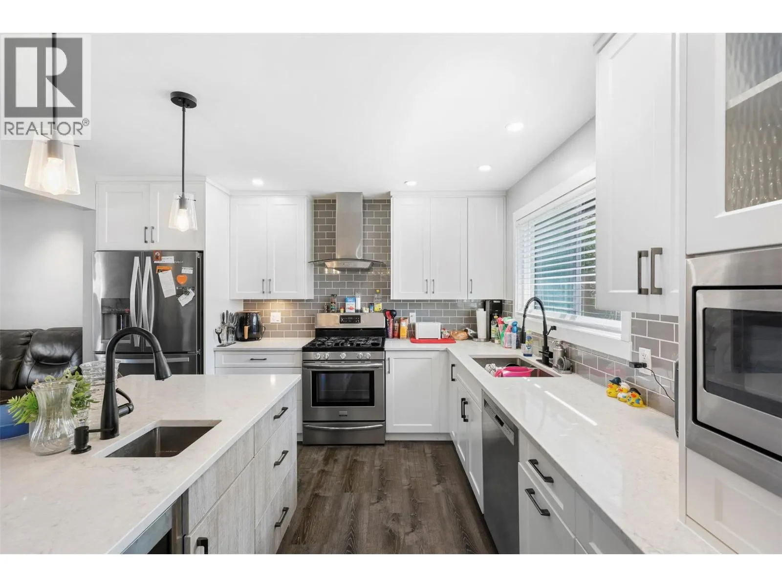 492 GRANDVIEW Terrace