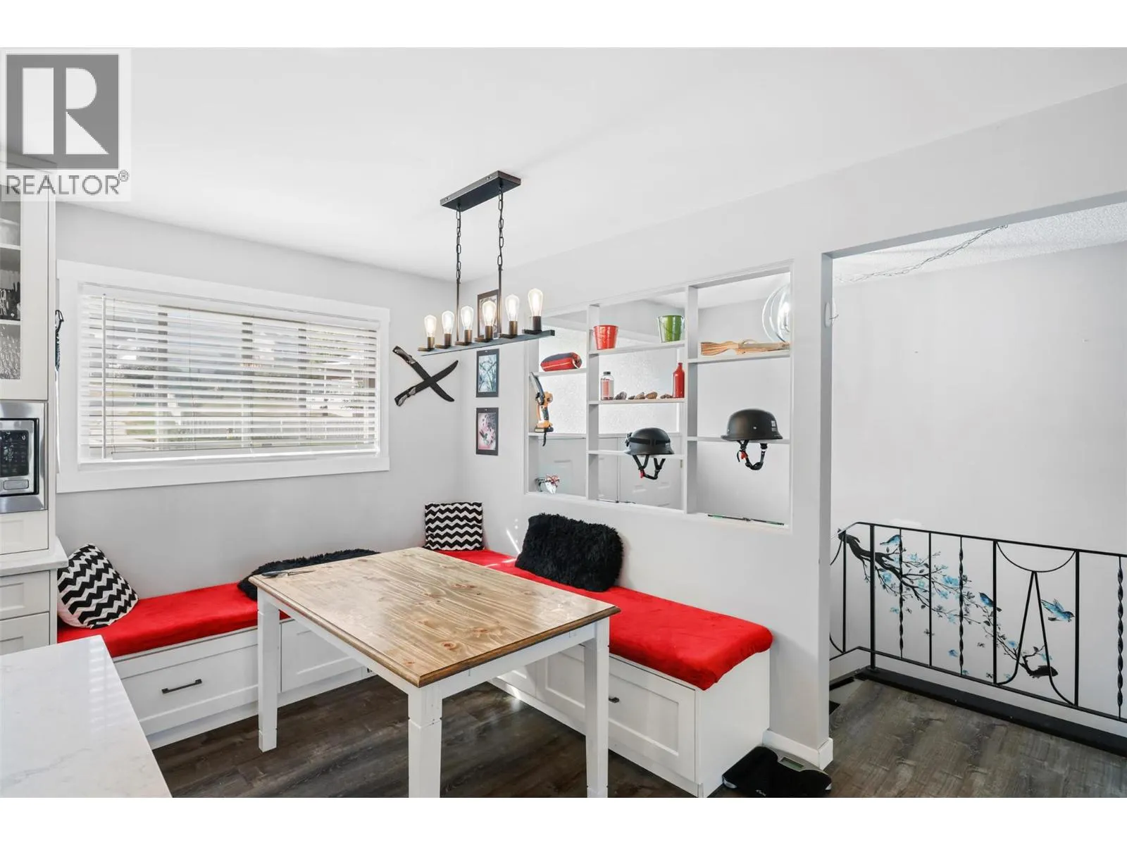 492 GRANDVIEW Terrace