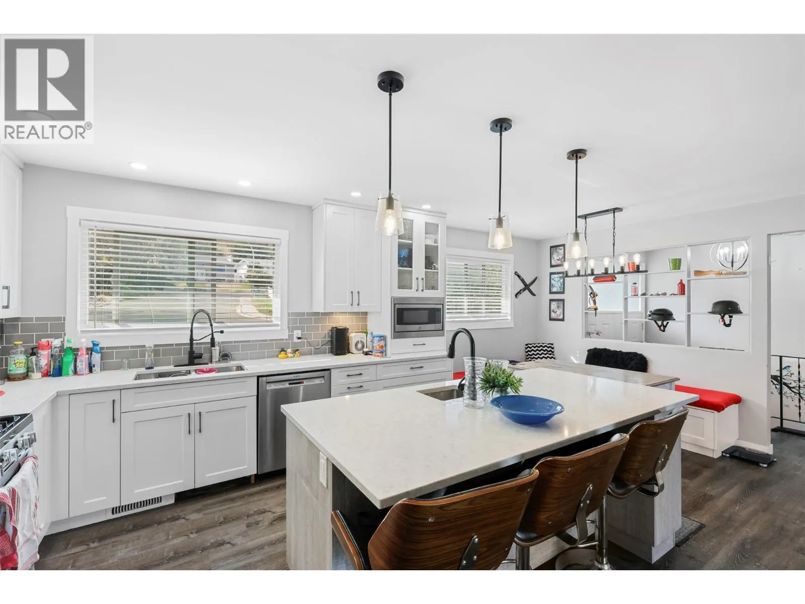 492 GRANDVIEW Terrace