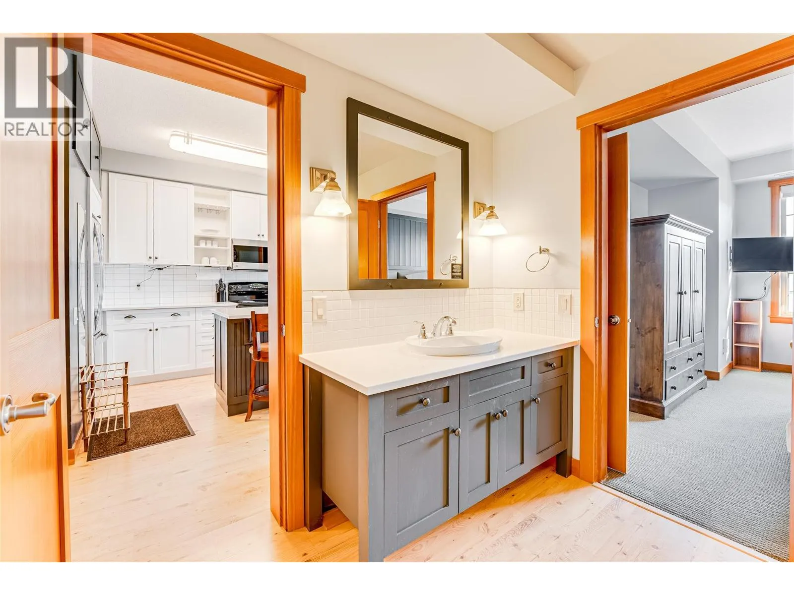 107 Village Centre Court Unit# 414