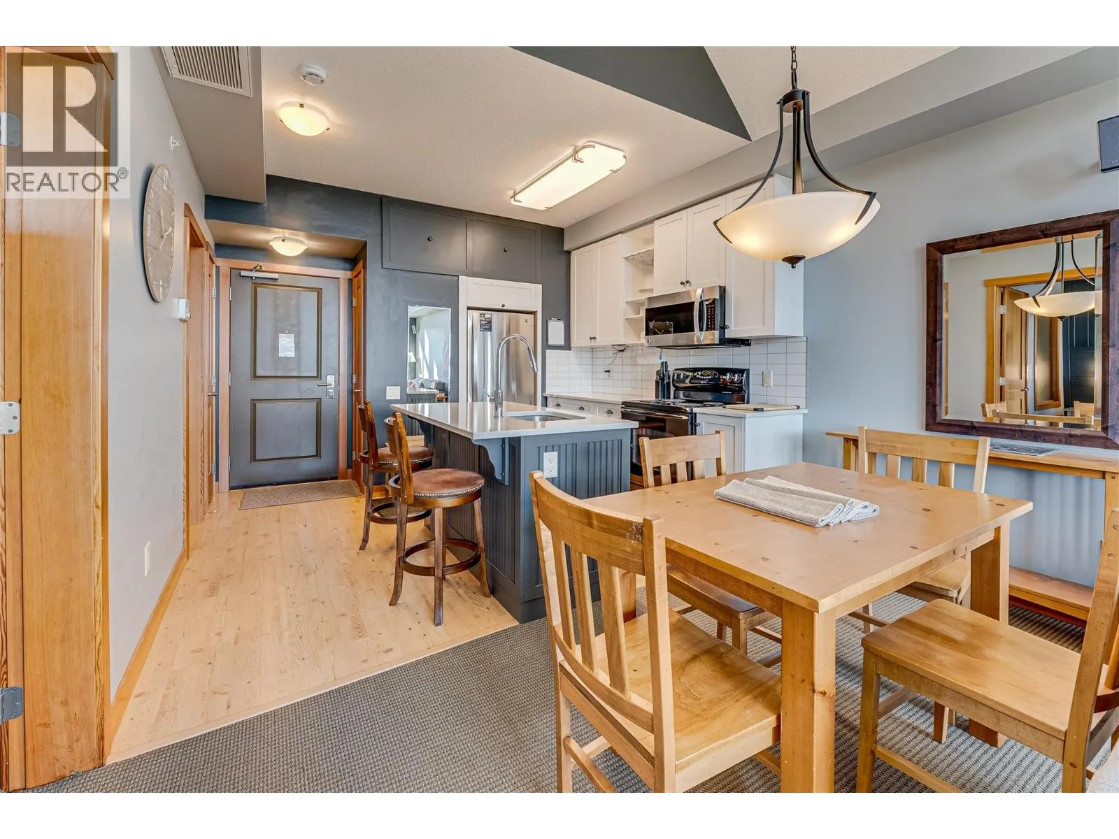 107 Village Centre Court Unit# 414
