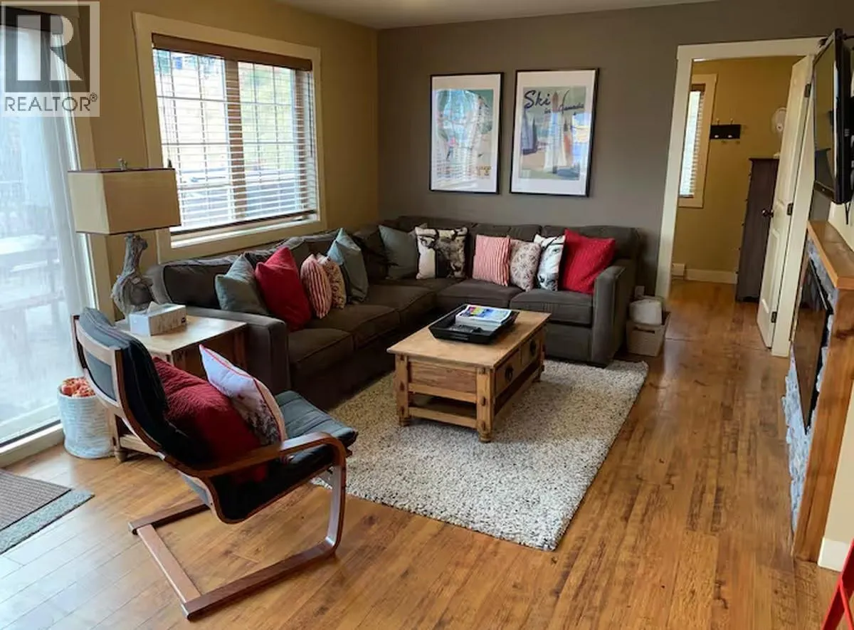1322 KAUFMANN View Unit# 13