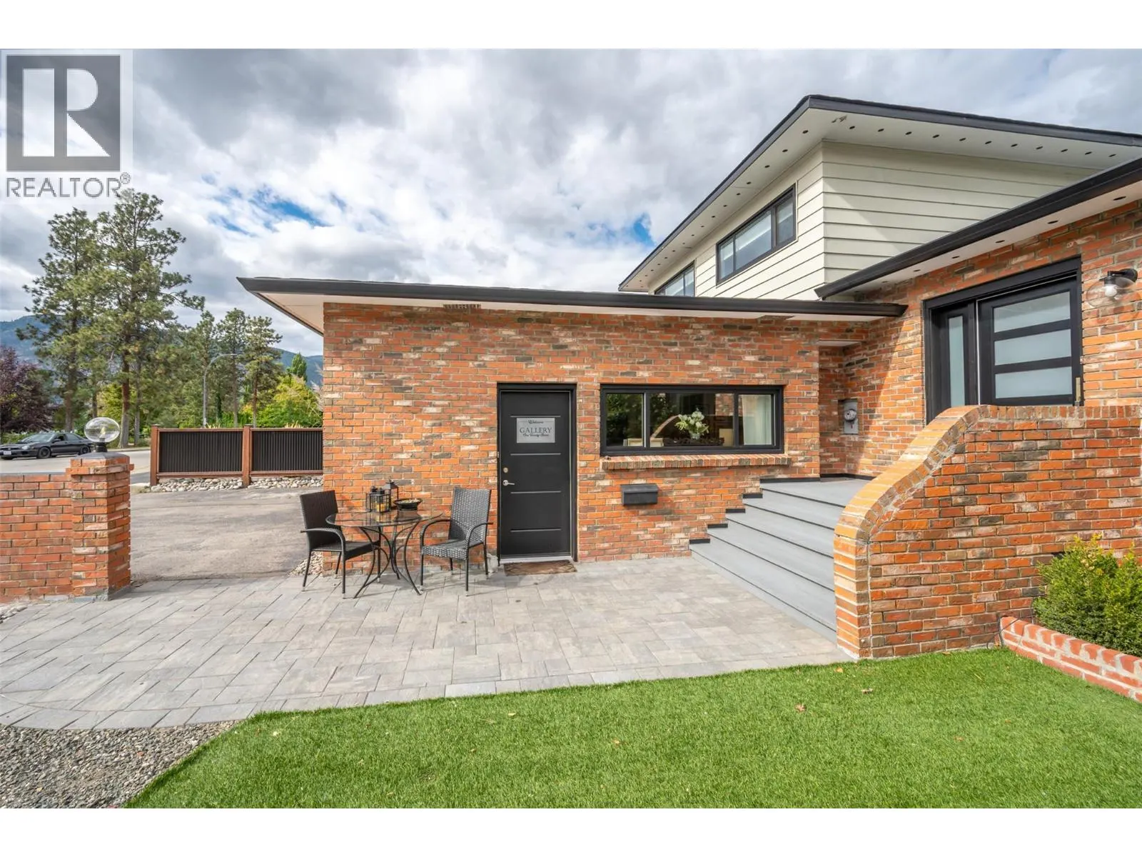 127 ELM Avenue