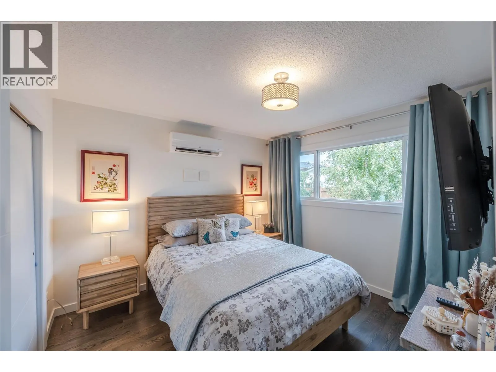 127 ELM Avenue