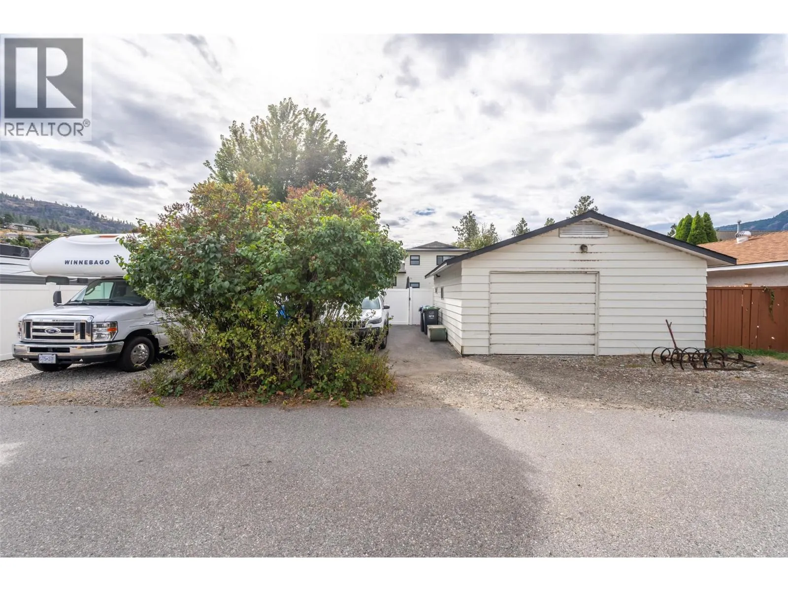 127 ELM Avenue