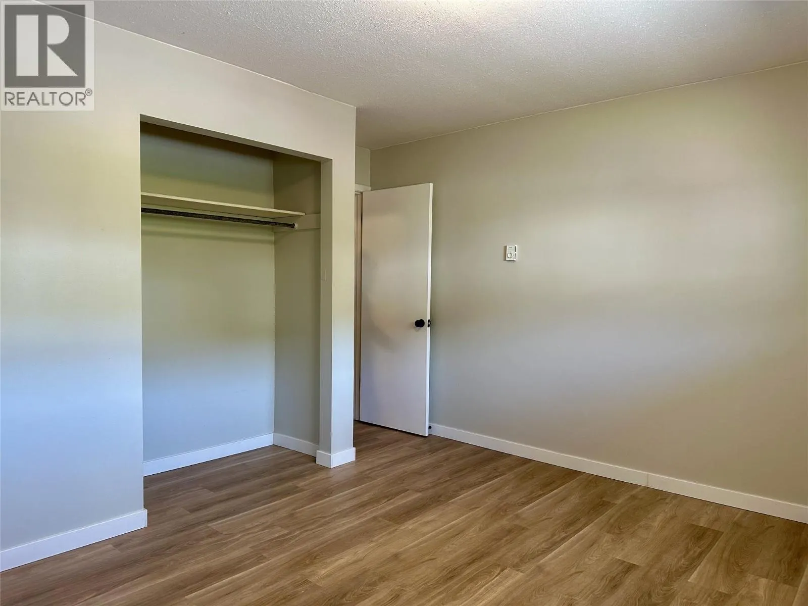 3505 38 Street Unit# 215