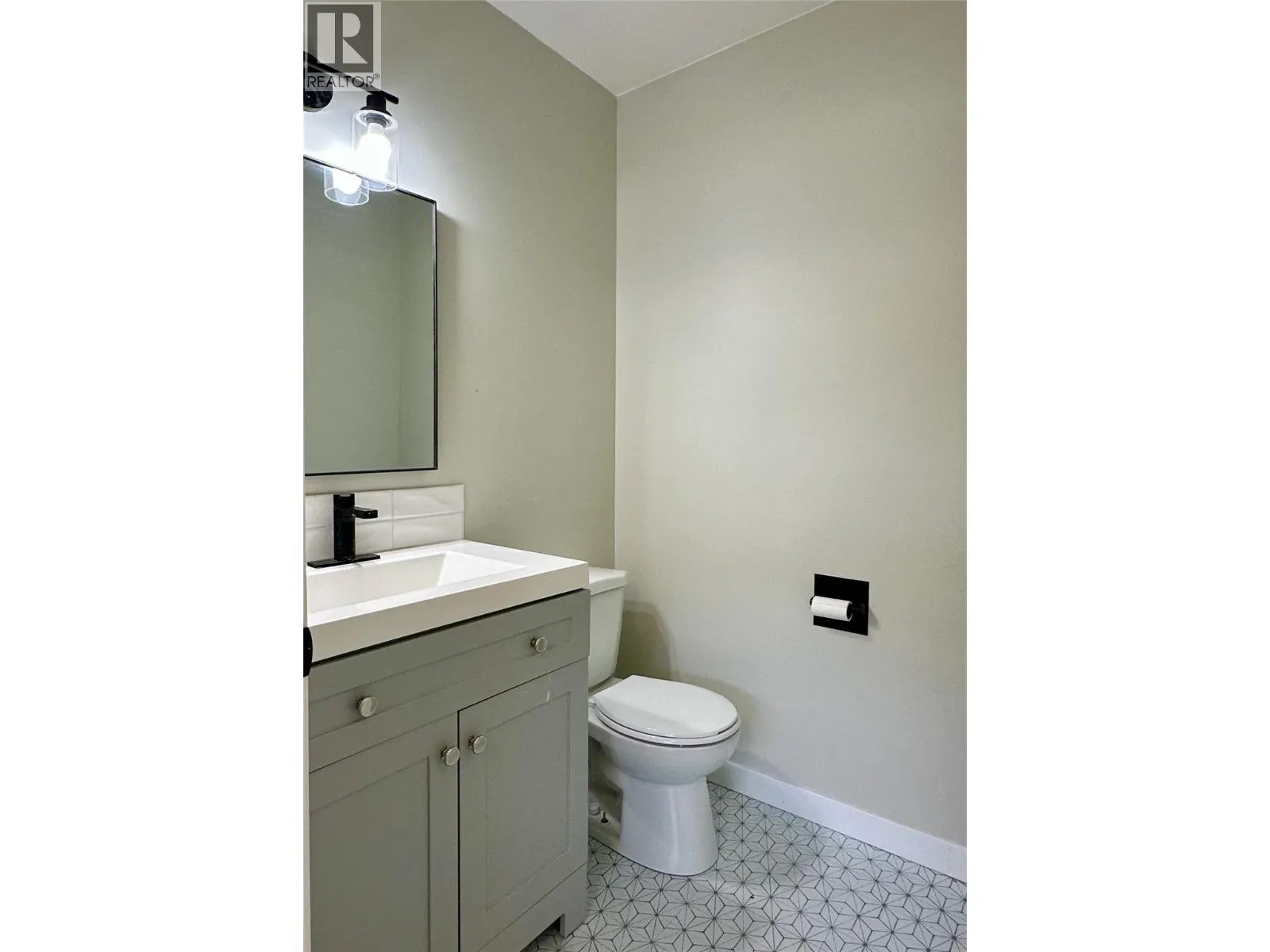 3505 38 Street Unit# 215