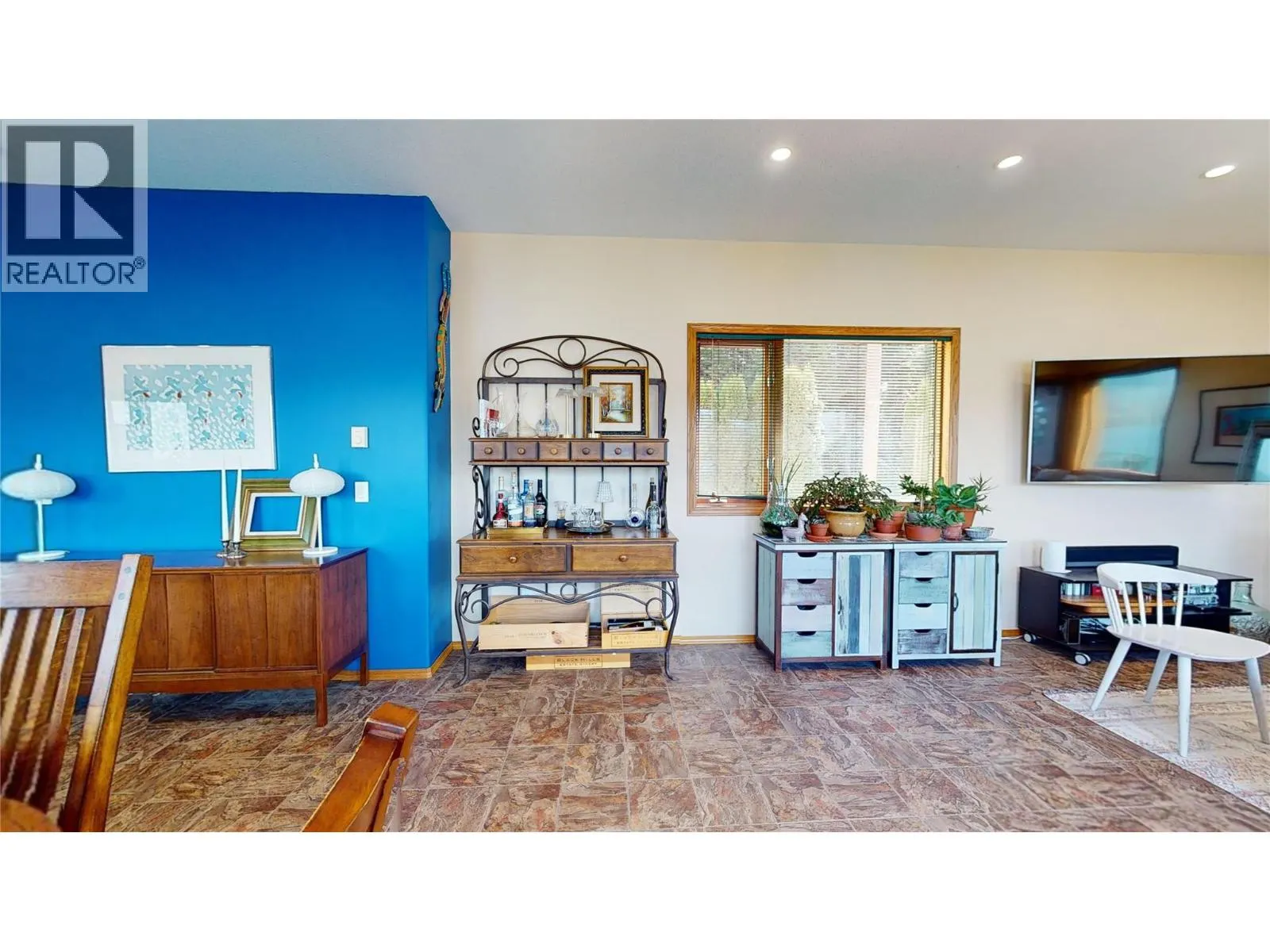 3935 Eagle Bay Rd. Road Unit# 1