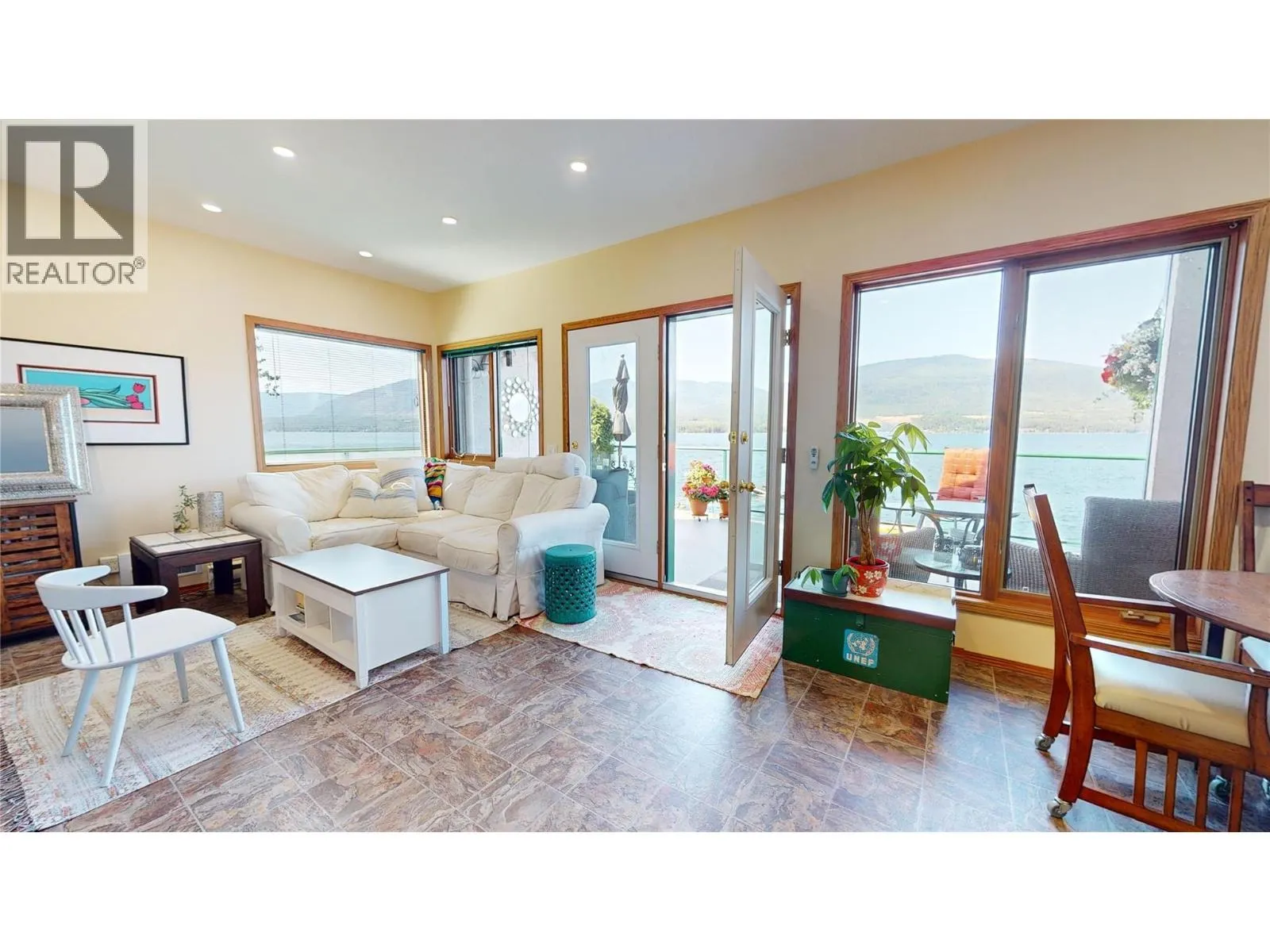 3935 Eagle Bay Rd. Road Unit# 1