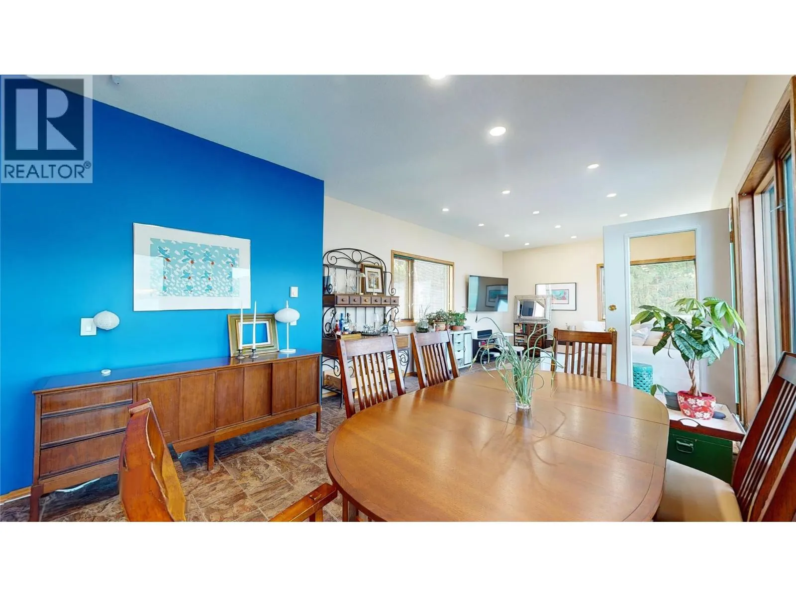 3935 Eagle Bay Rd. Road Unit# 1