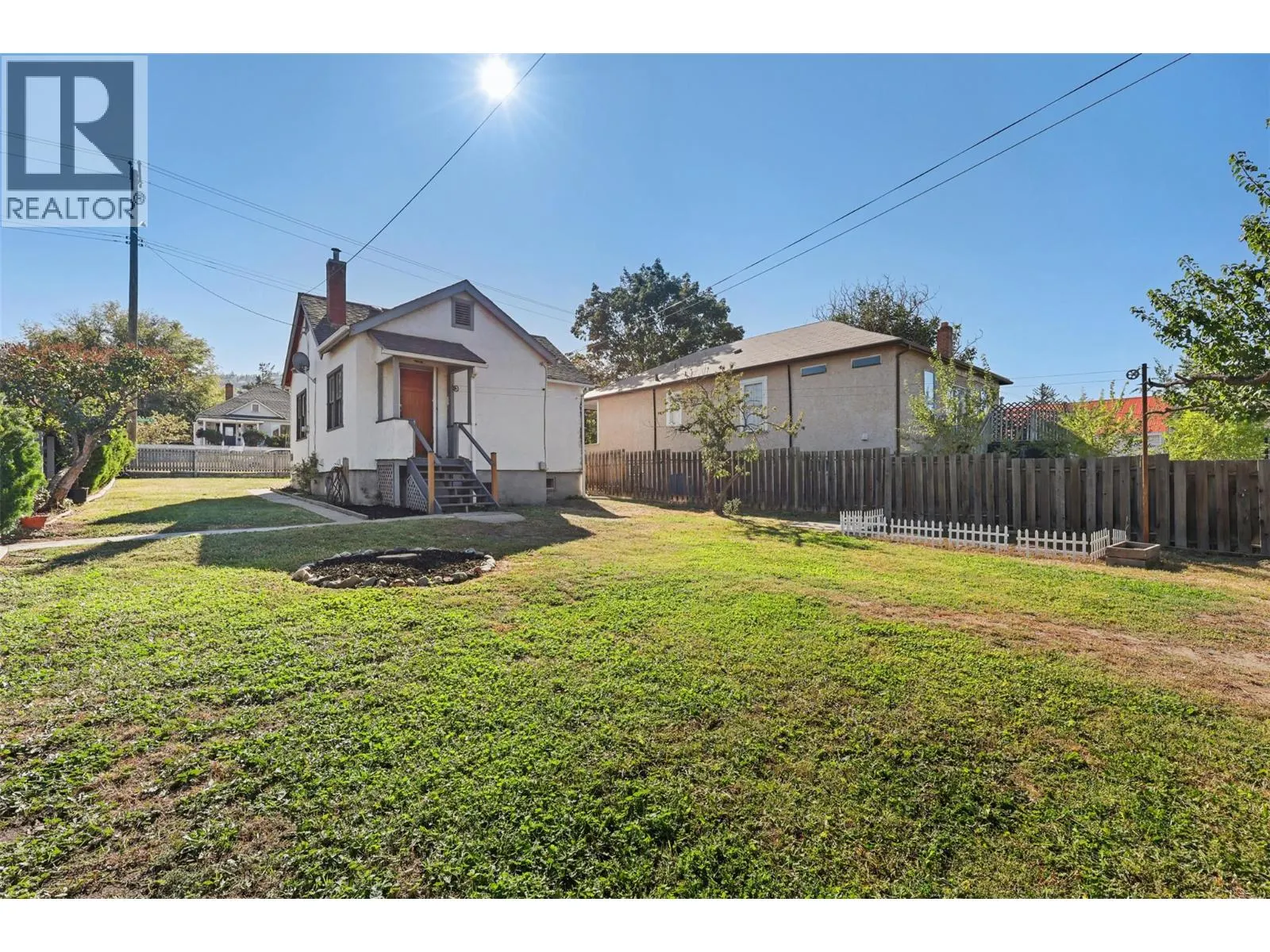 976 DOMINION Street