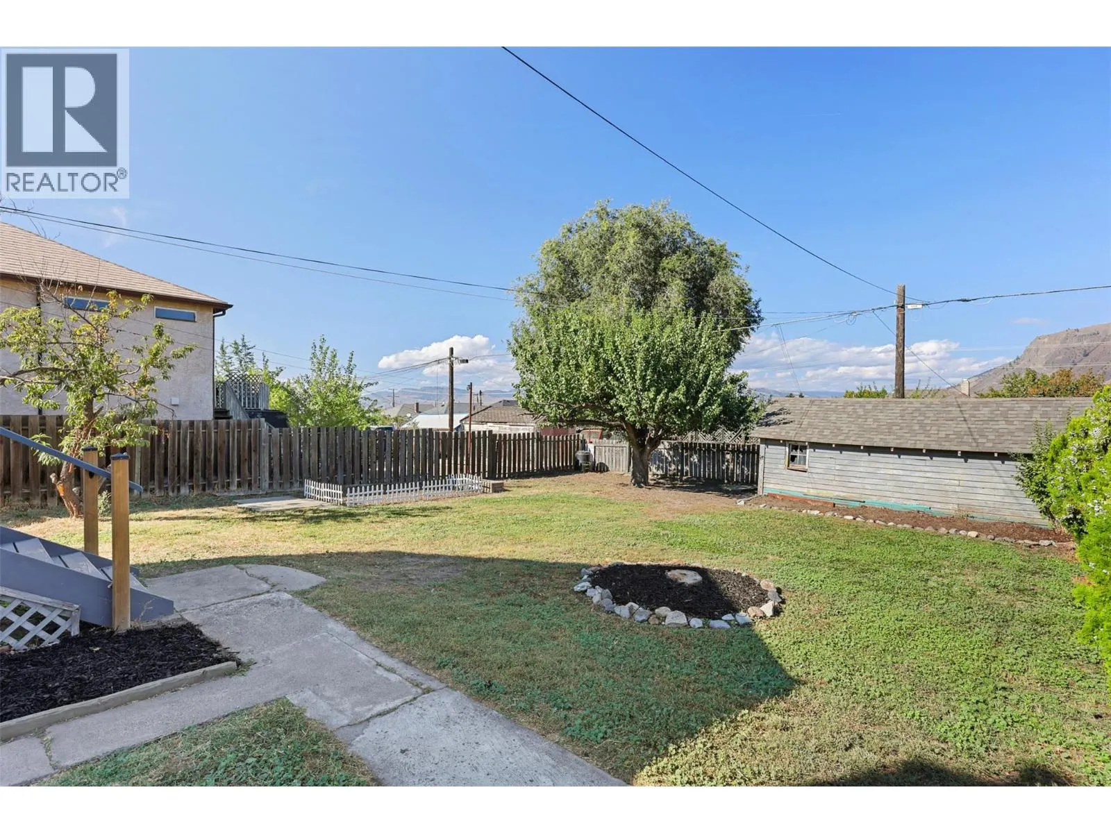 976 DOMINION Street