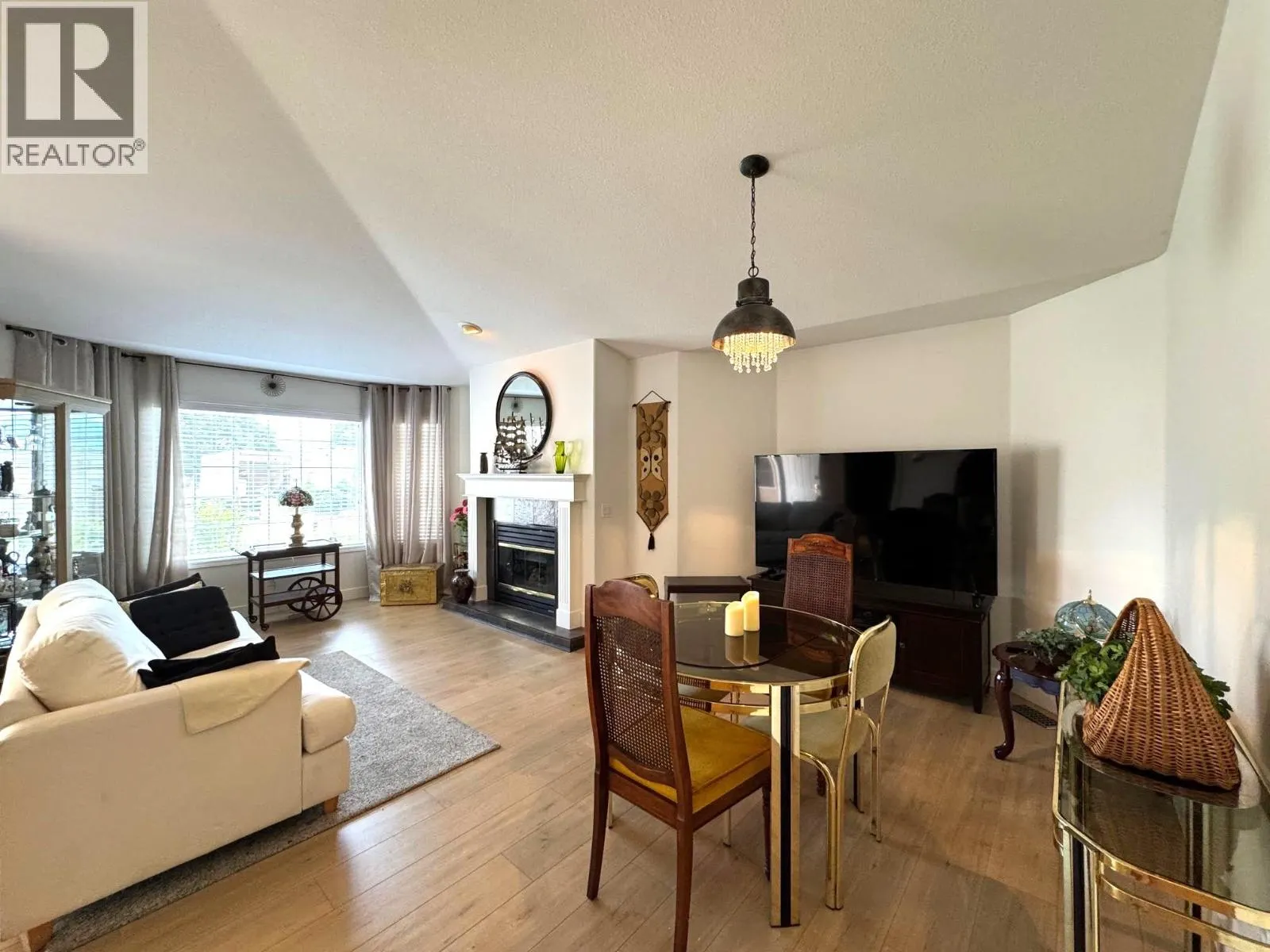 2250 Louie Drive Unit# 17